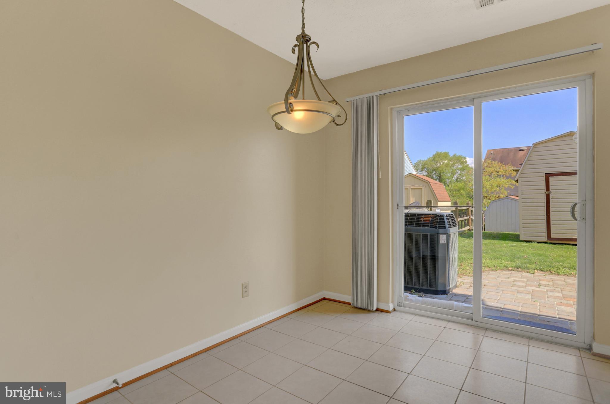 RIVERSIDE - Residential