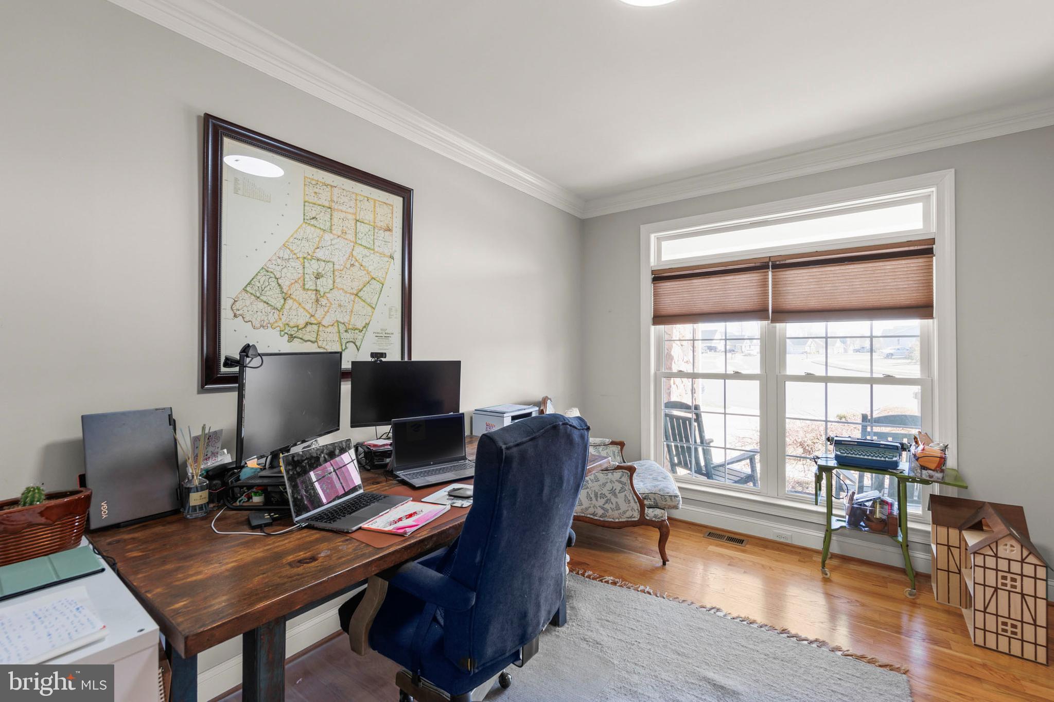 ABRAMS POINTE - Residential