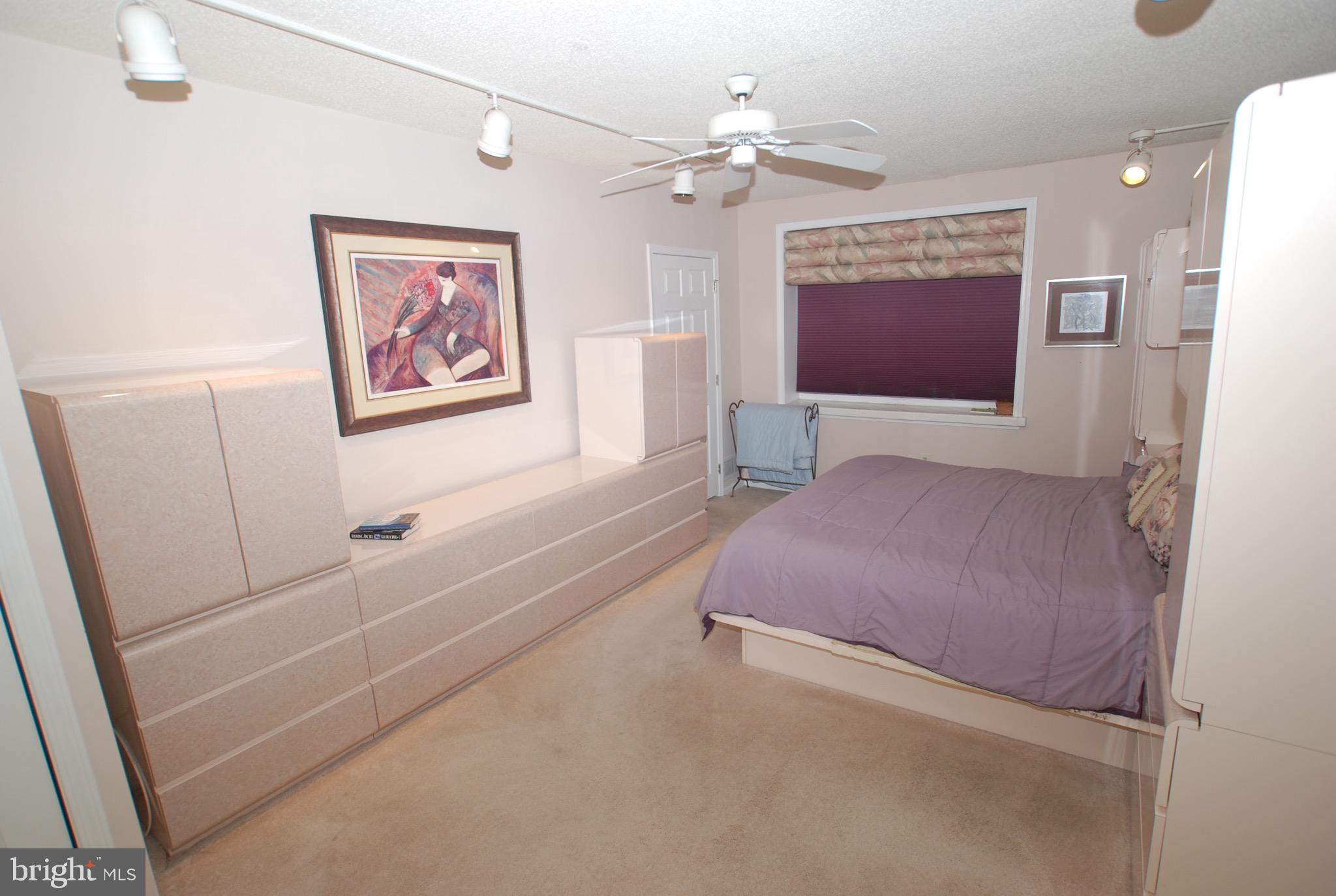 CENTENNIAL STATION - Residential