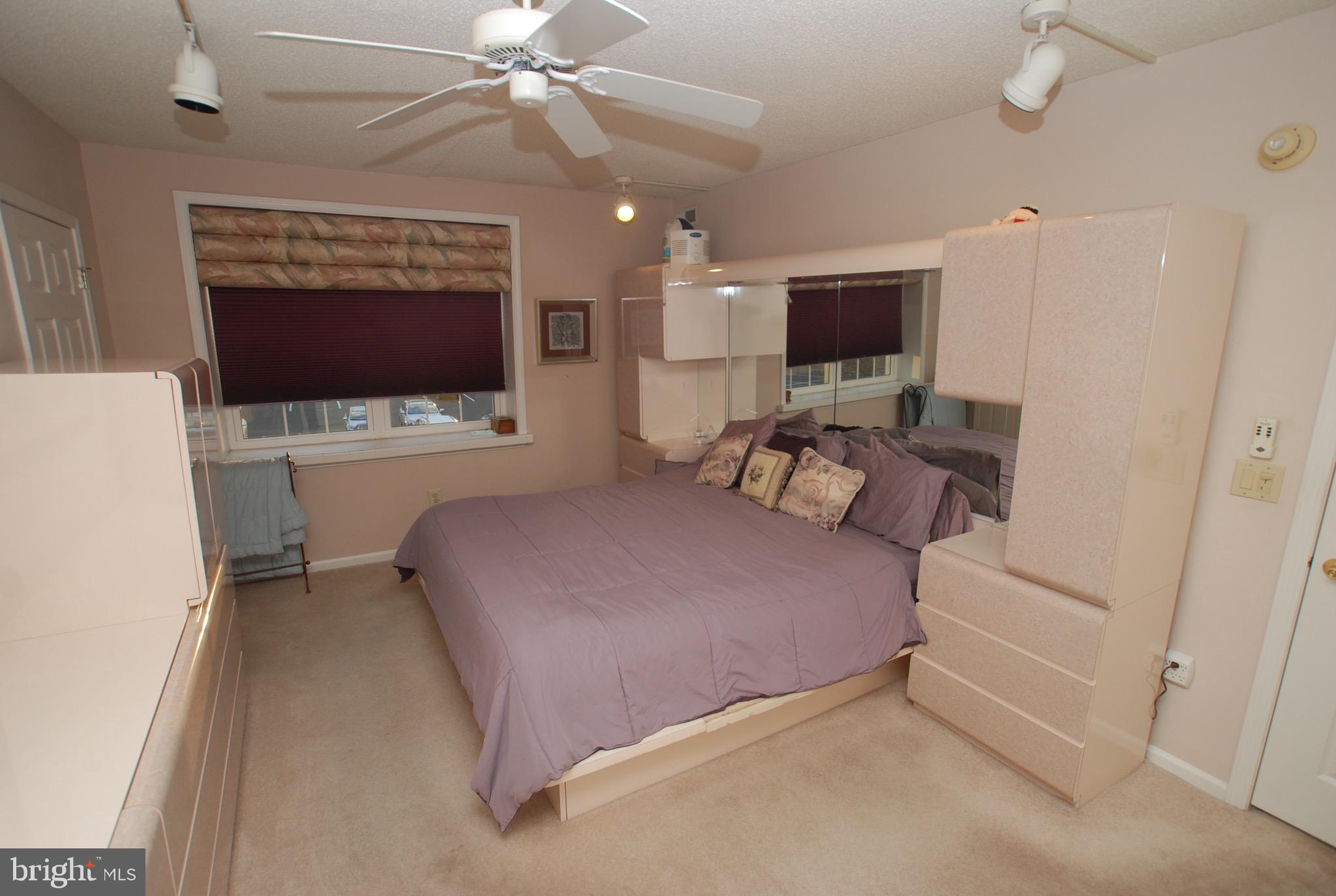 CENTENNIAL STATION - Residential