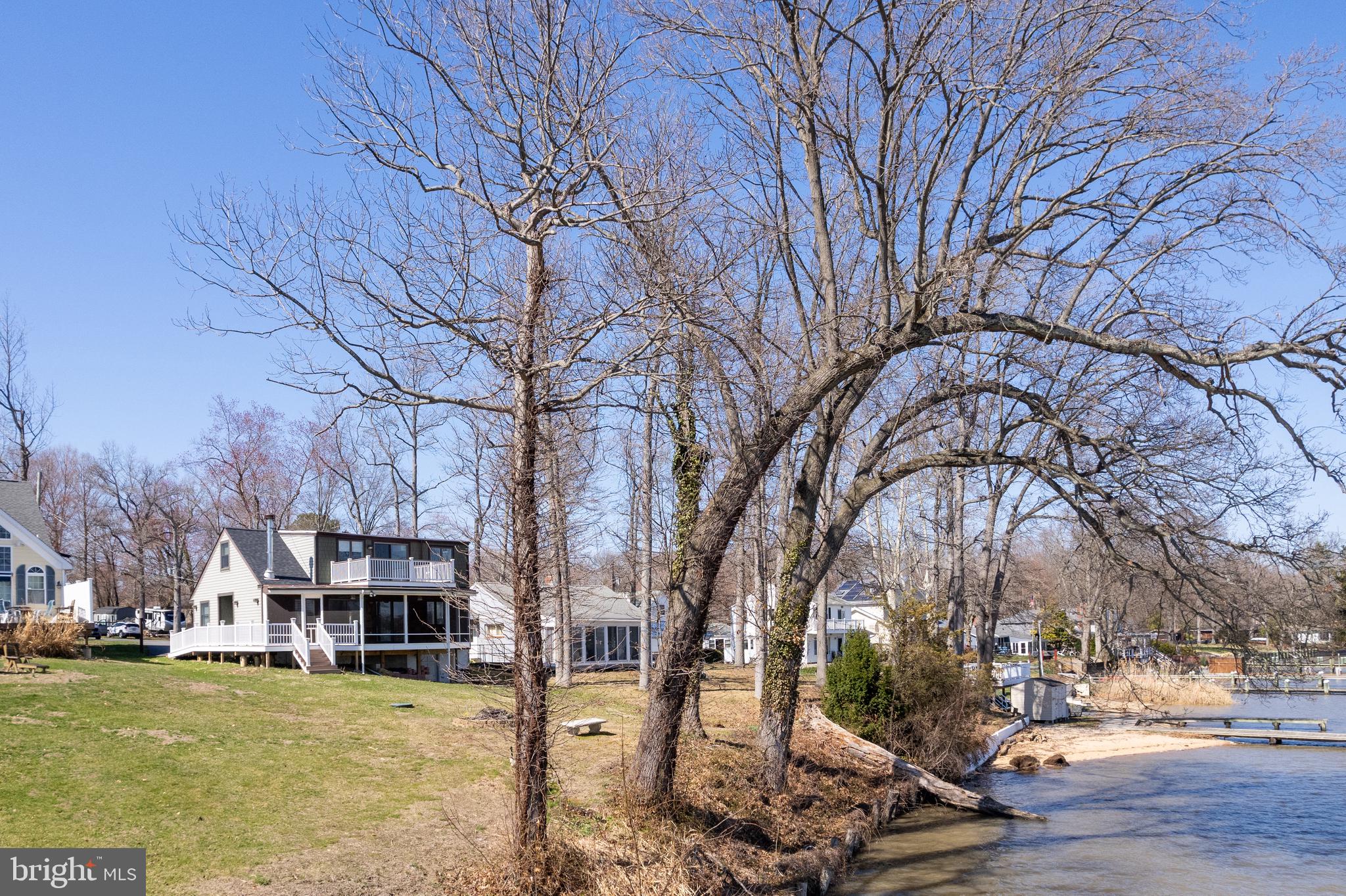 ELKMORE - Residential