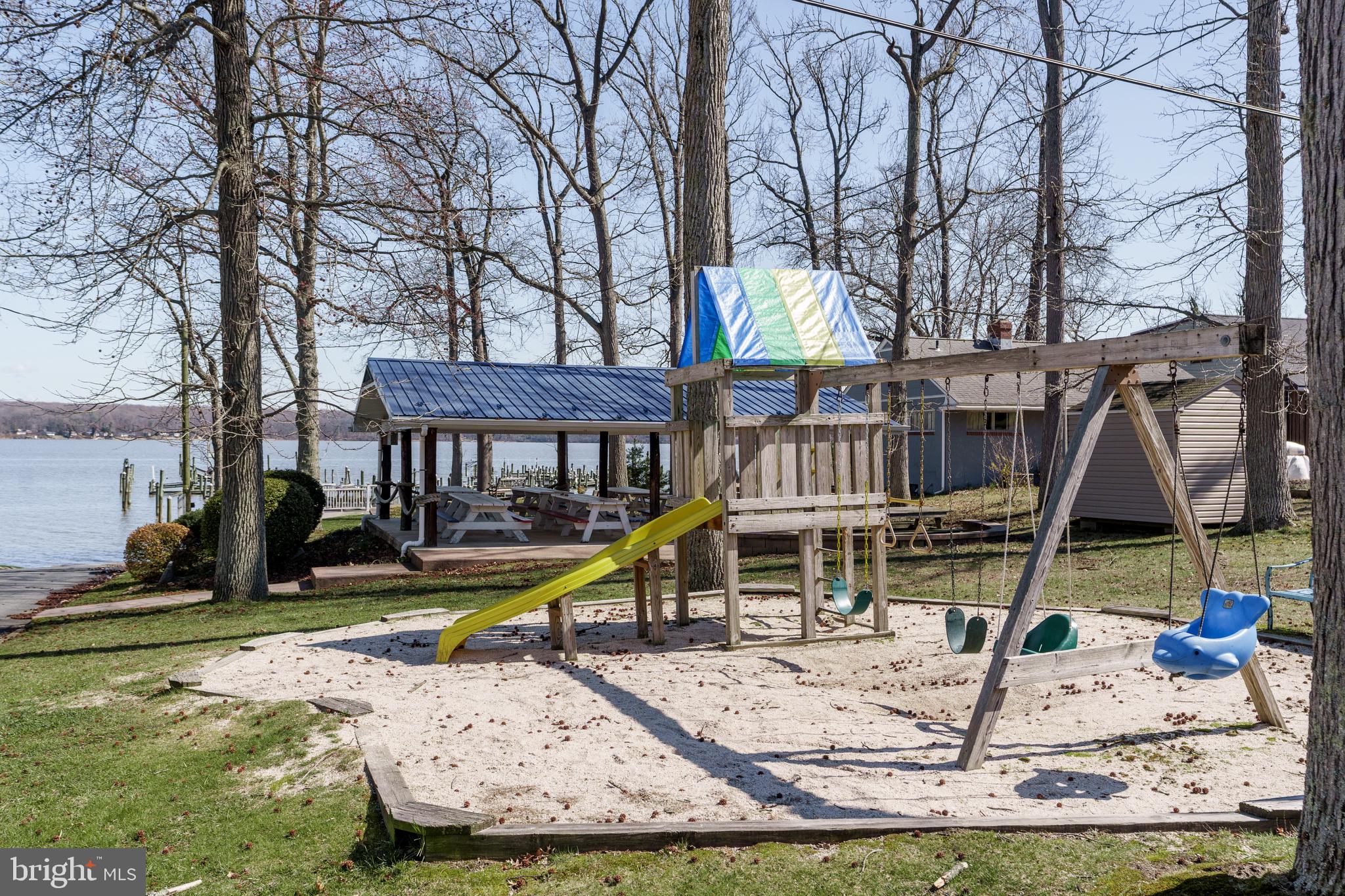 ELKMORE - Residential