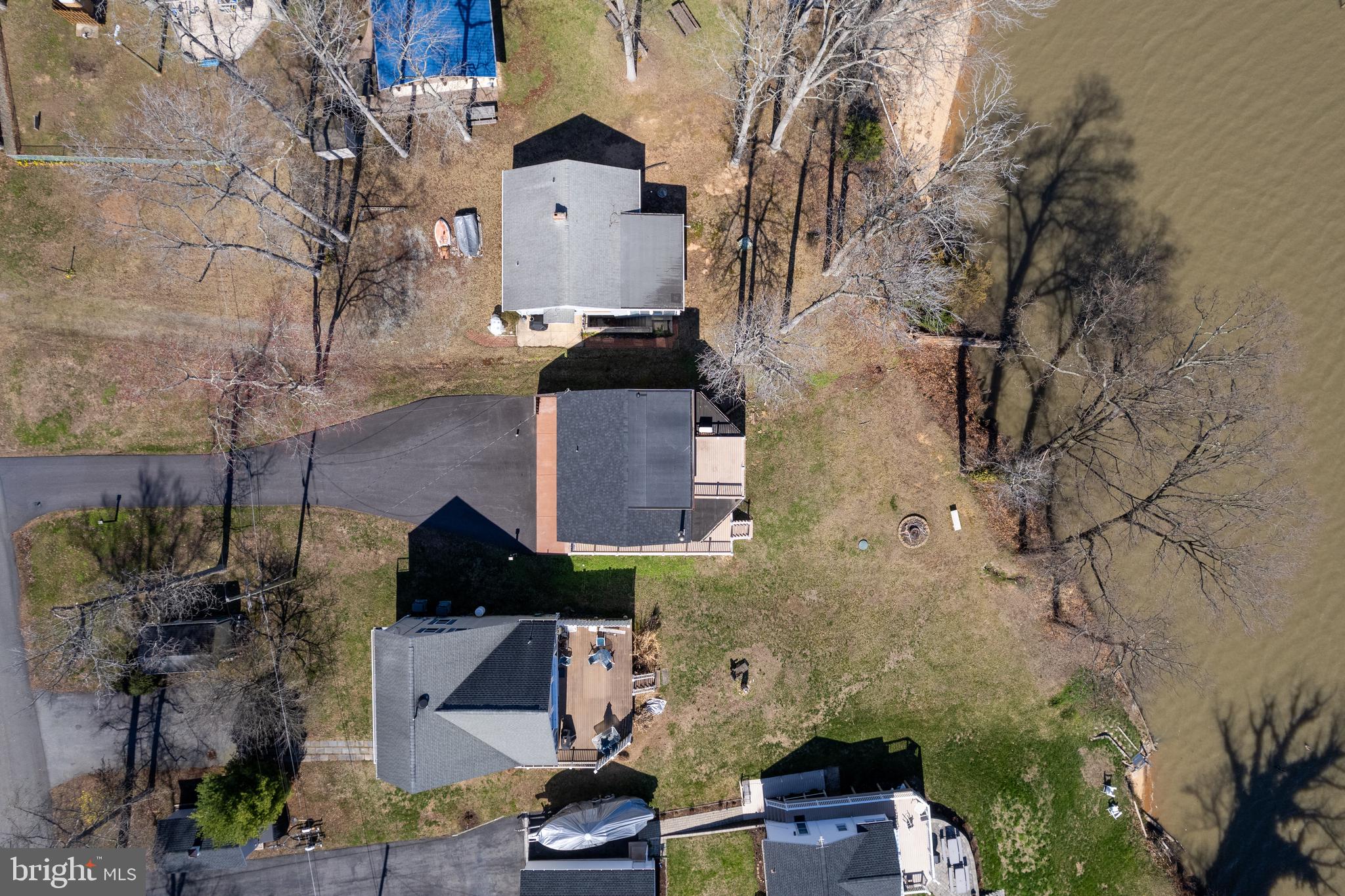 ELKMORE - Residential