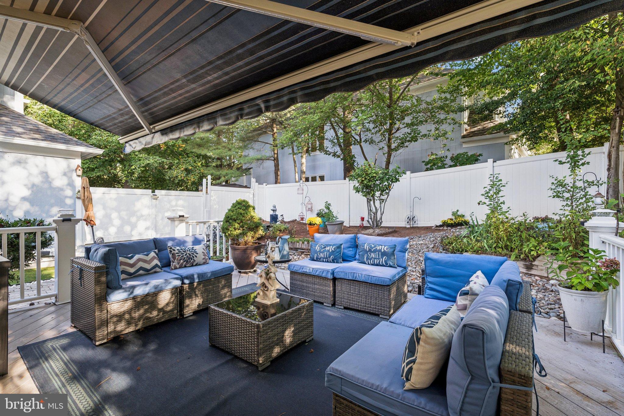 CASCADES - Residential Lease