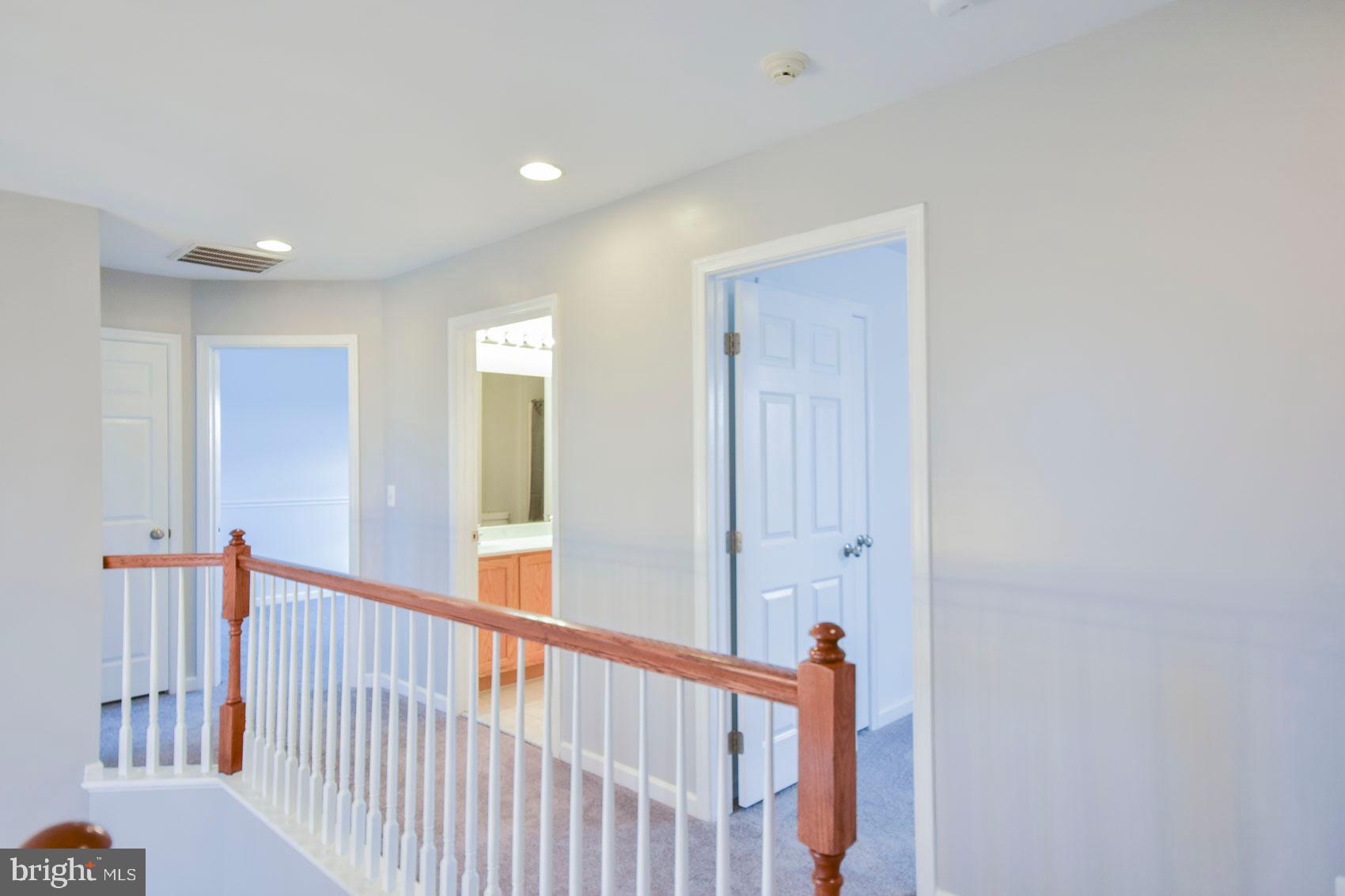 LAKELAND PLACE - Residential