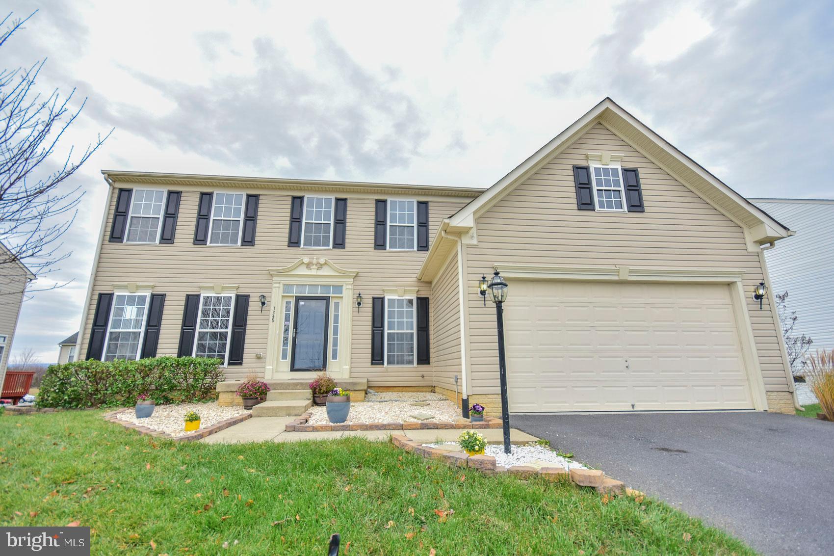 LAKELAND PLACE - Residential