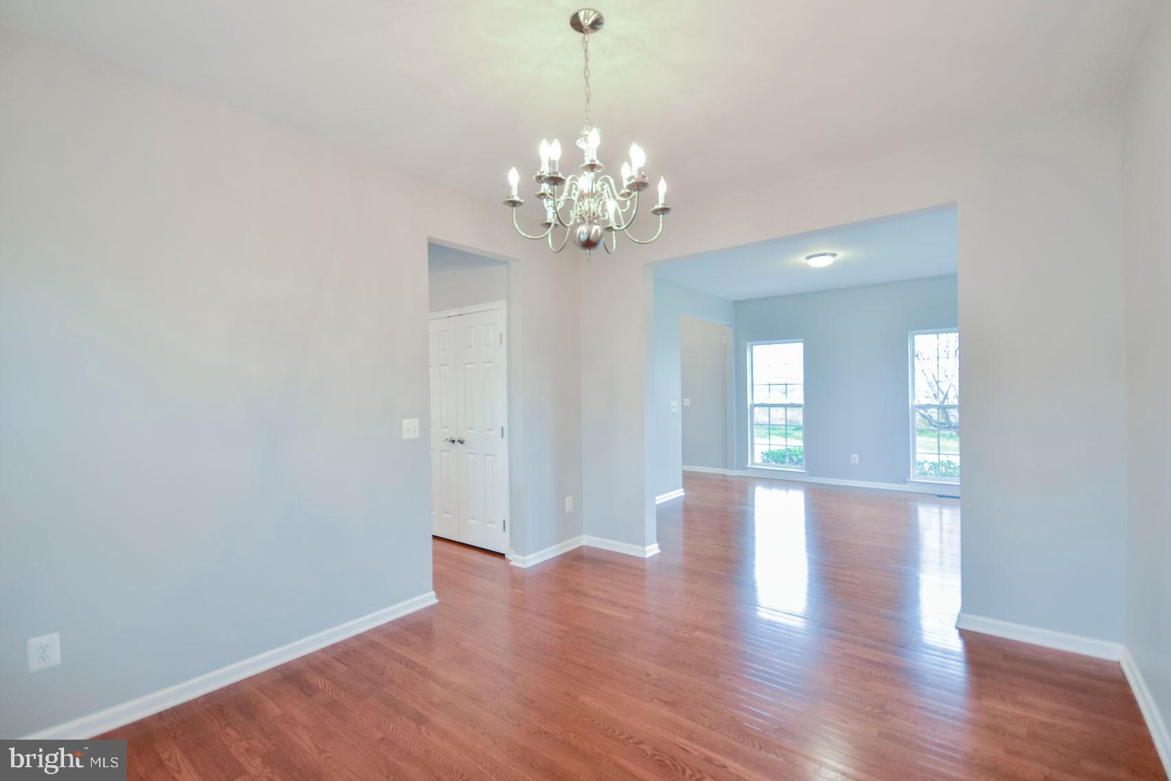 LAKELAND PLACE - Residential