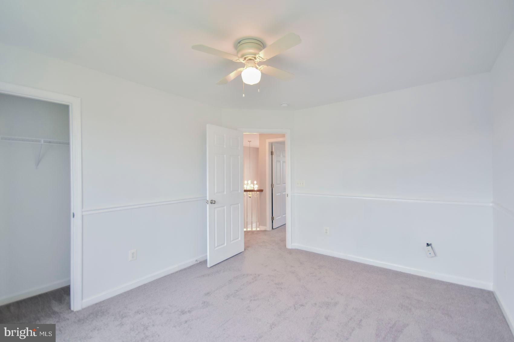 LAKELAND PLACE - Residential