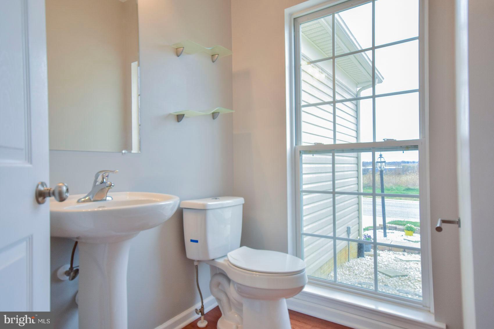 LAKELAND PLACE - Residential