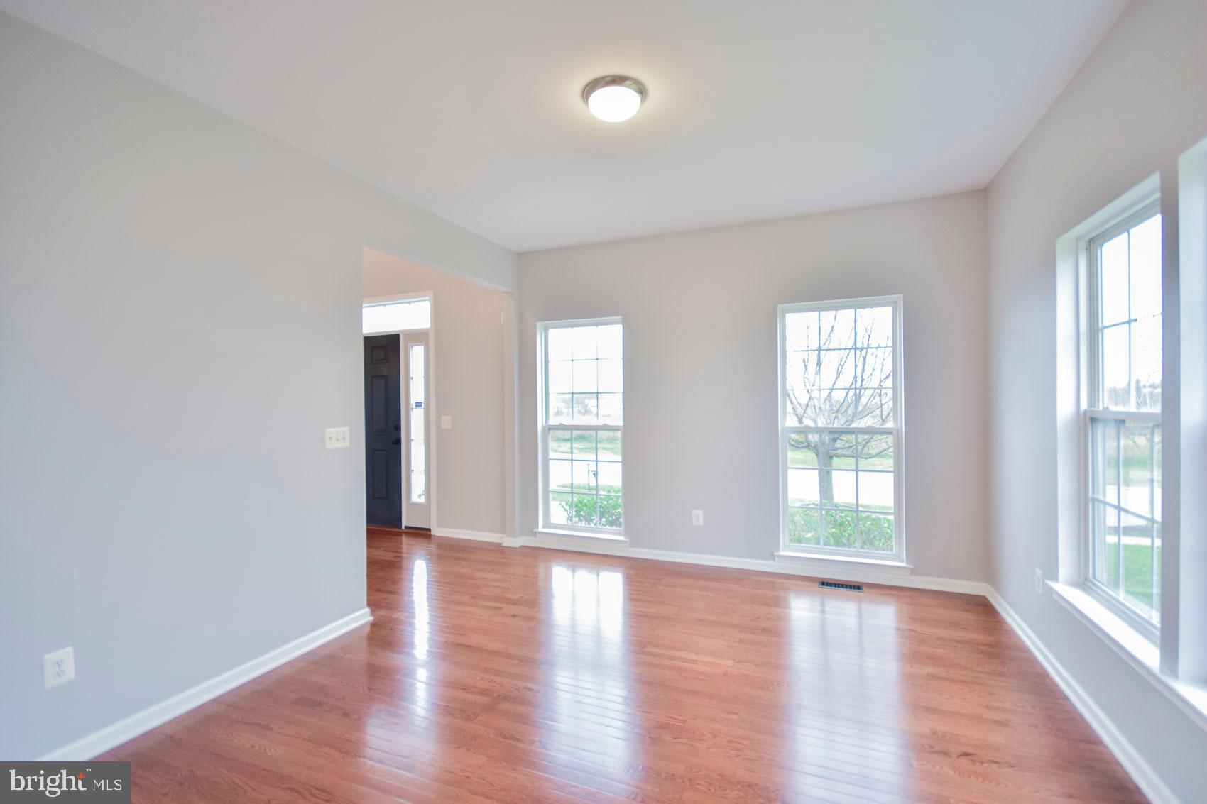 LAKELAND PLACE - Residential