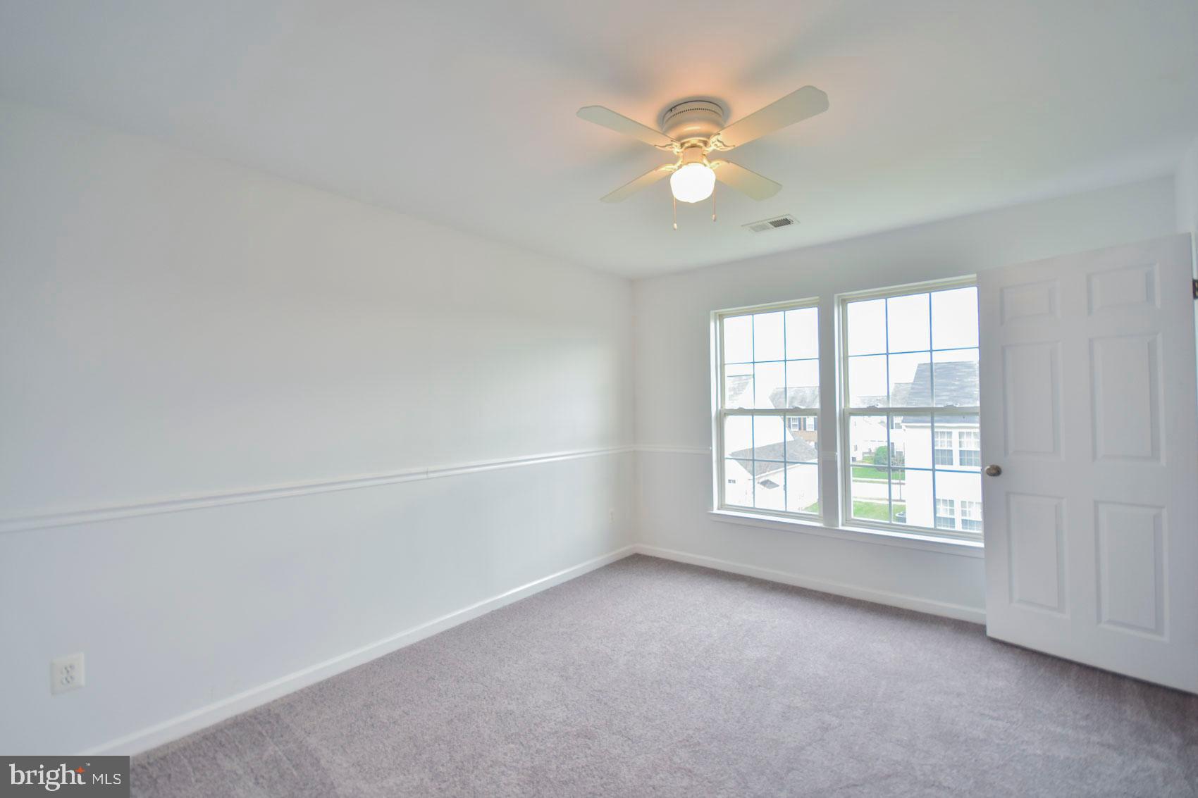 LAKELAND PLACE - Residential