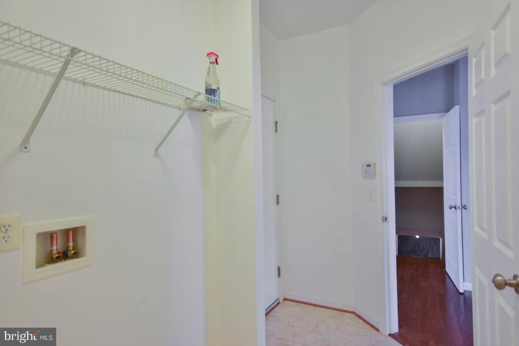 LAKELAND PLACE - Residential