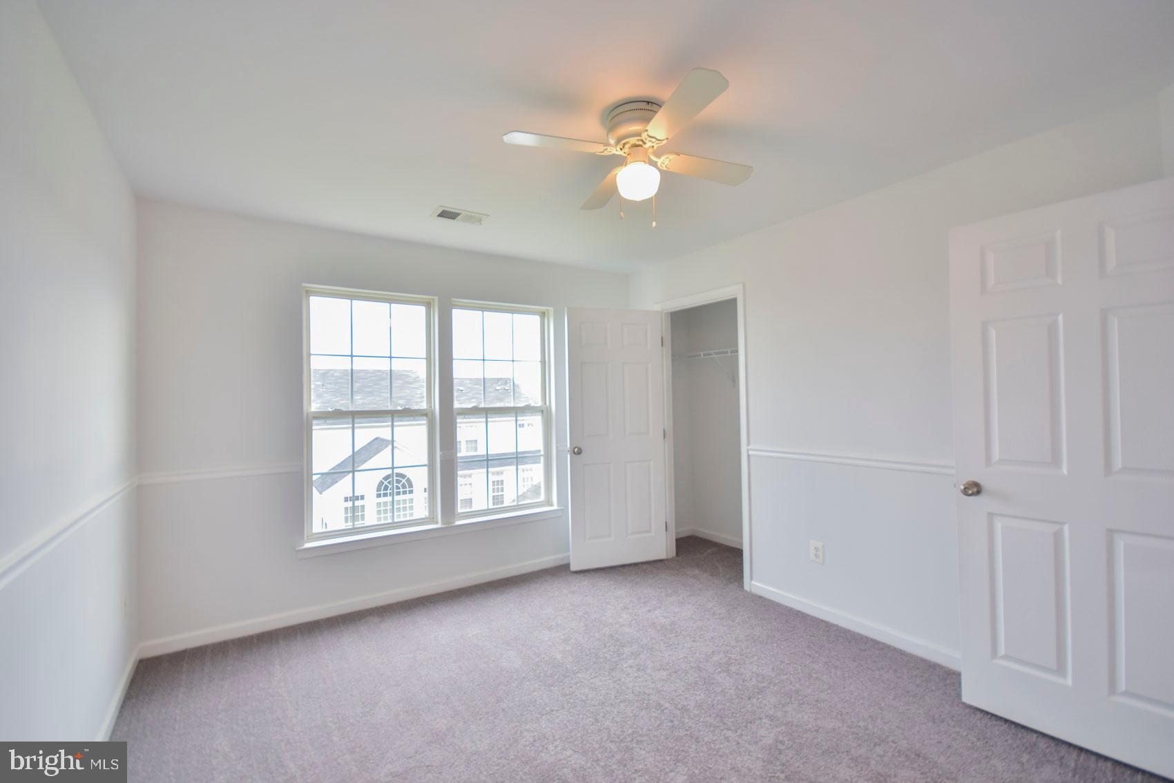 LAKELAND PLACE - Residential