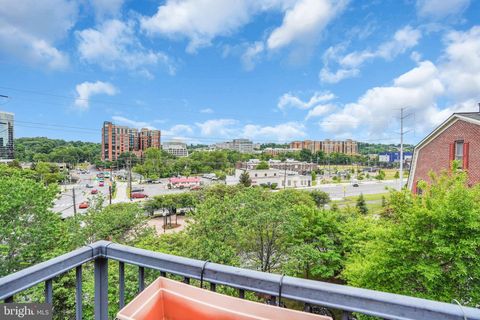 Photo of 2619 S Kenmore Court, ARLINGTON, VA 22206 (MLS # VAAR2072964)