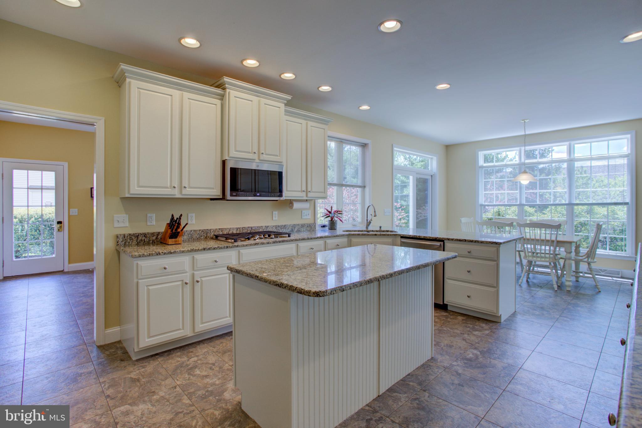 FARMINGTON WAY - Residential