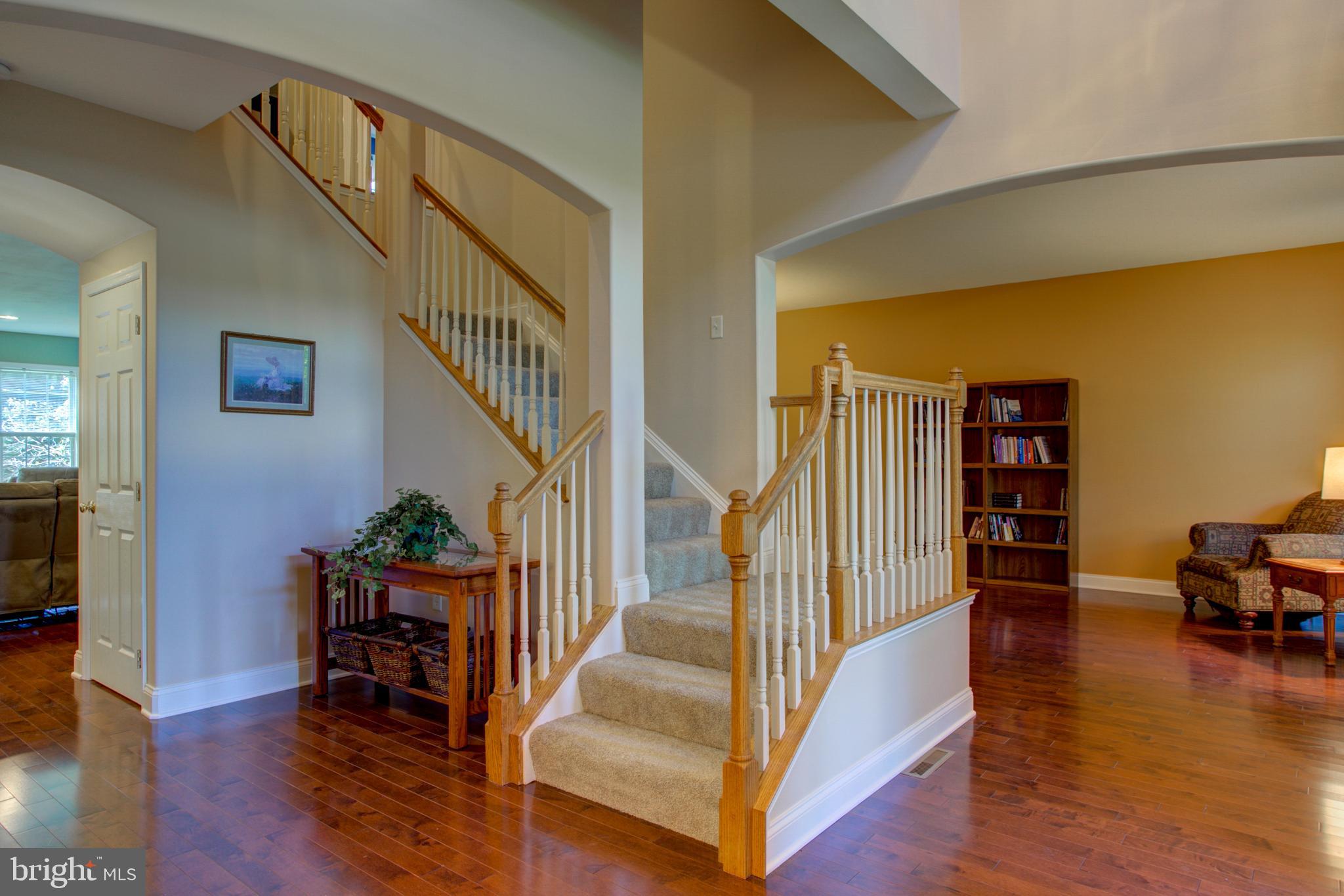 FARMINGTON WAY - Residential