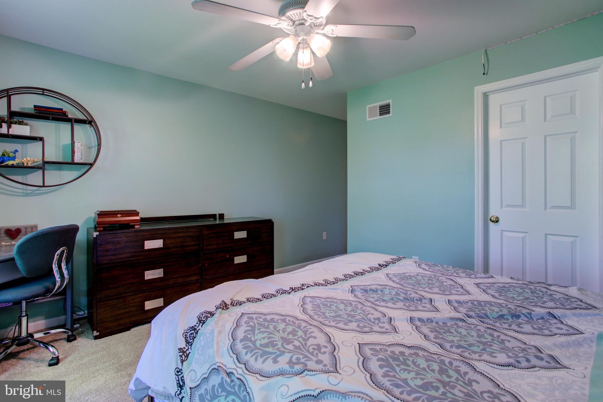 FARMINGTON WAY - Residential