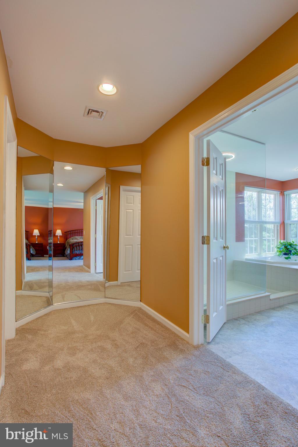 FARMINGTON WAY - Residential