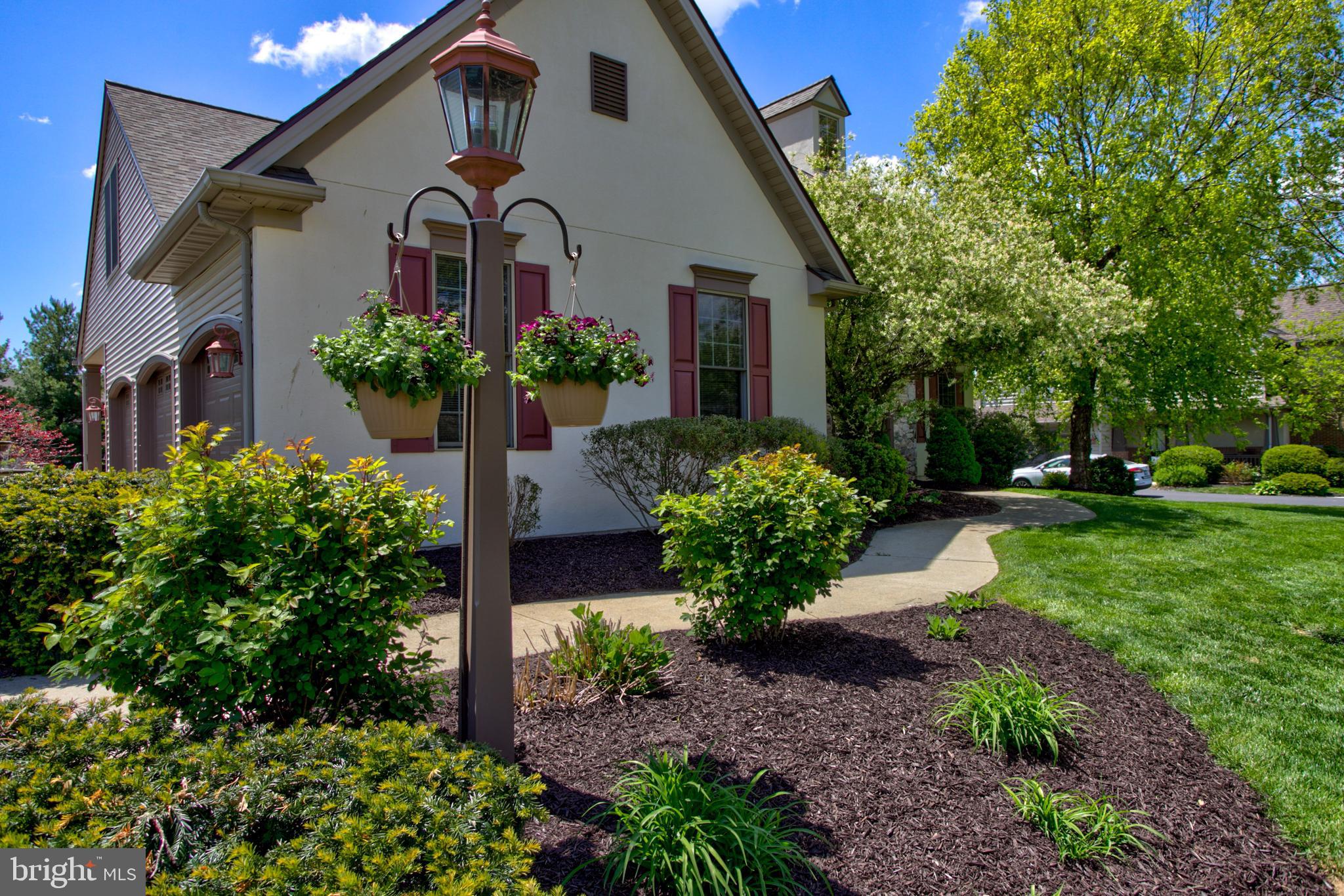 FARMINGTON WAY - Residential