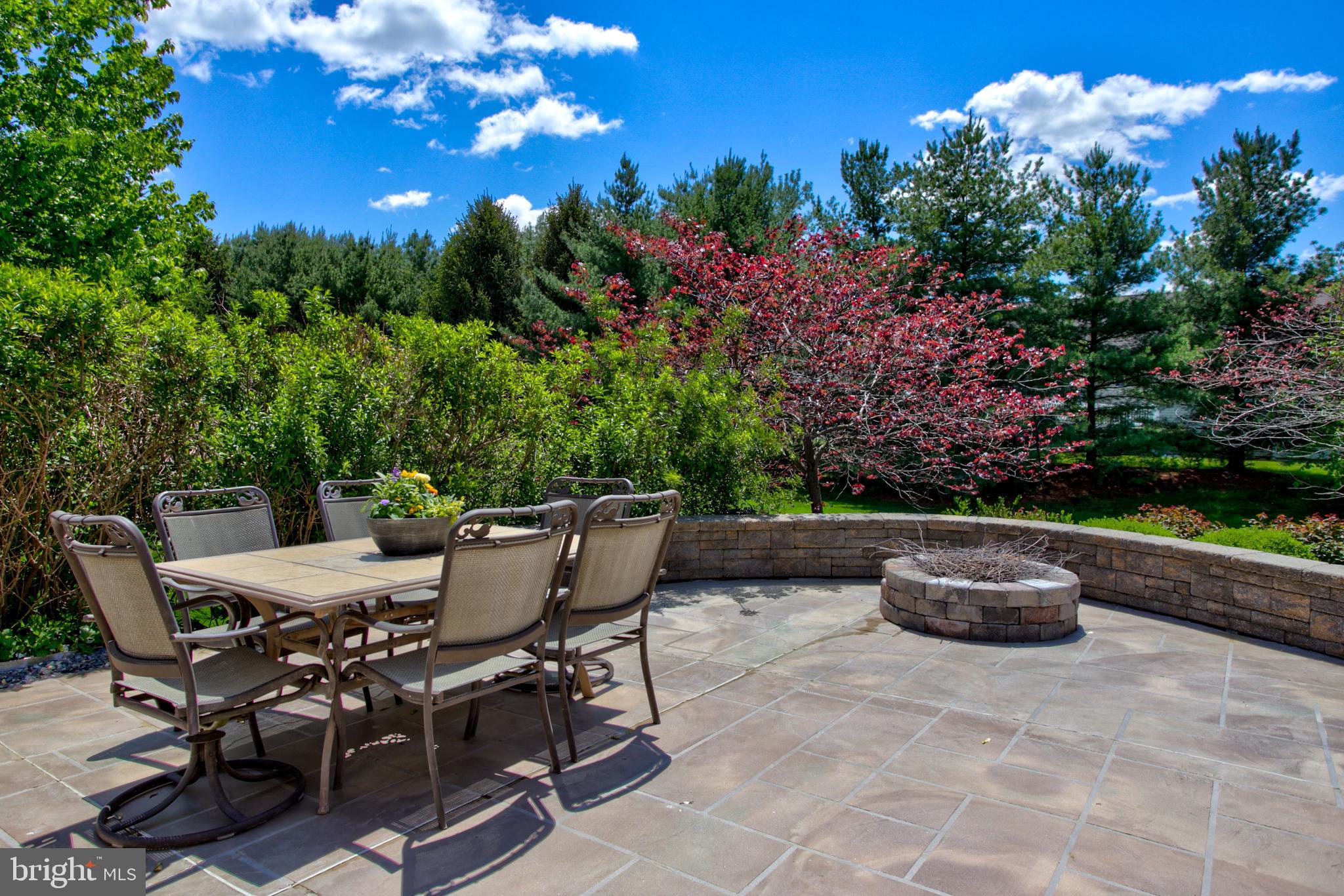 FARMINGTON WAY - Residential