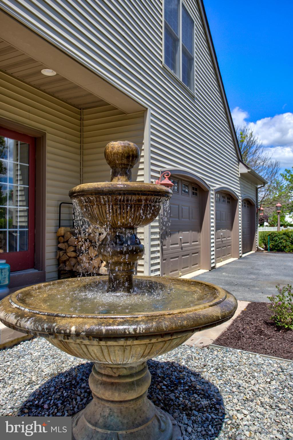 FARMINGTON WAY - Residential