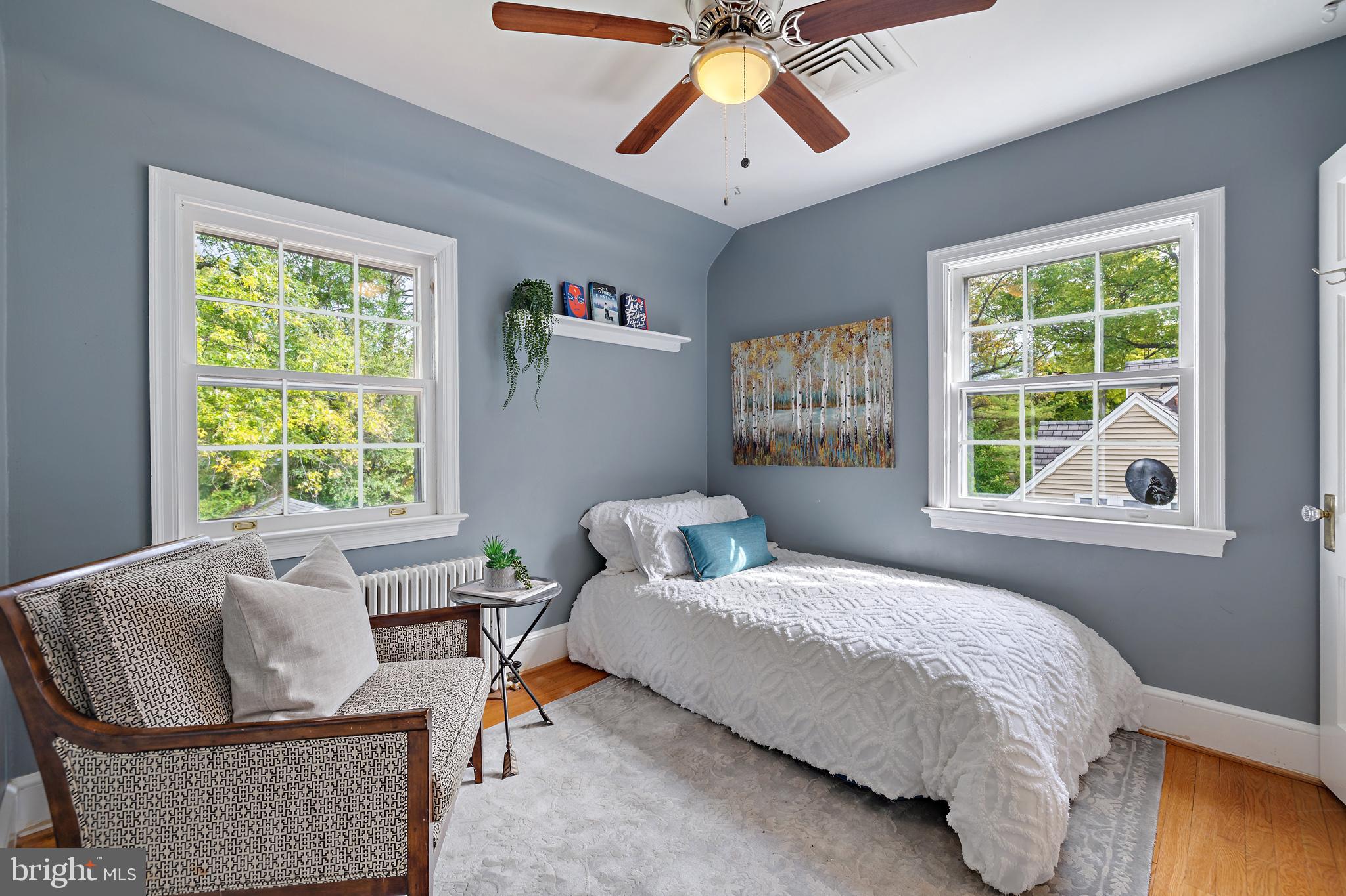 WOODSIDE PARK - Residential