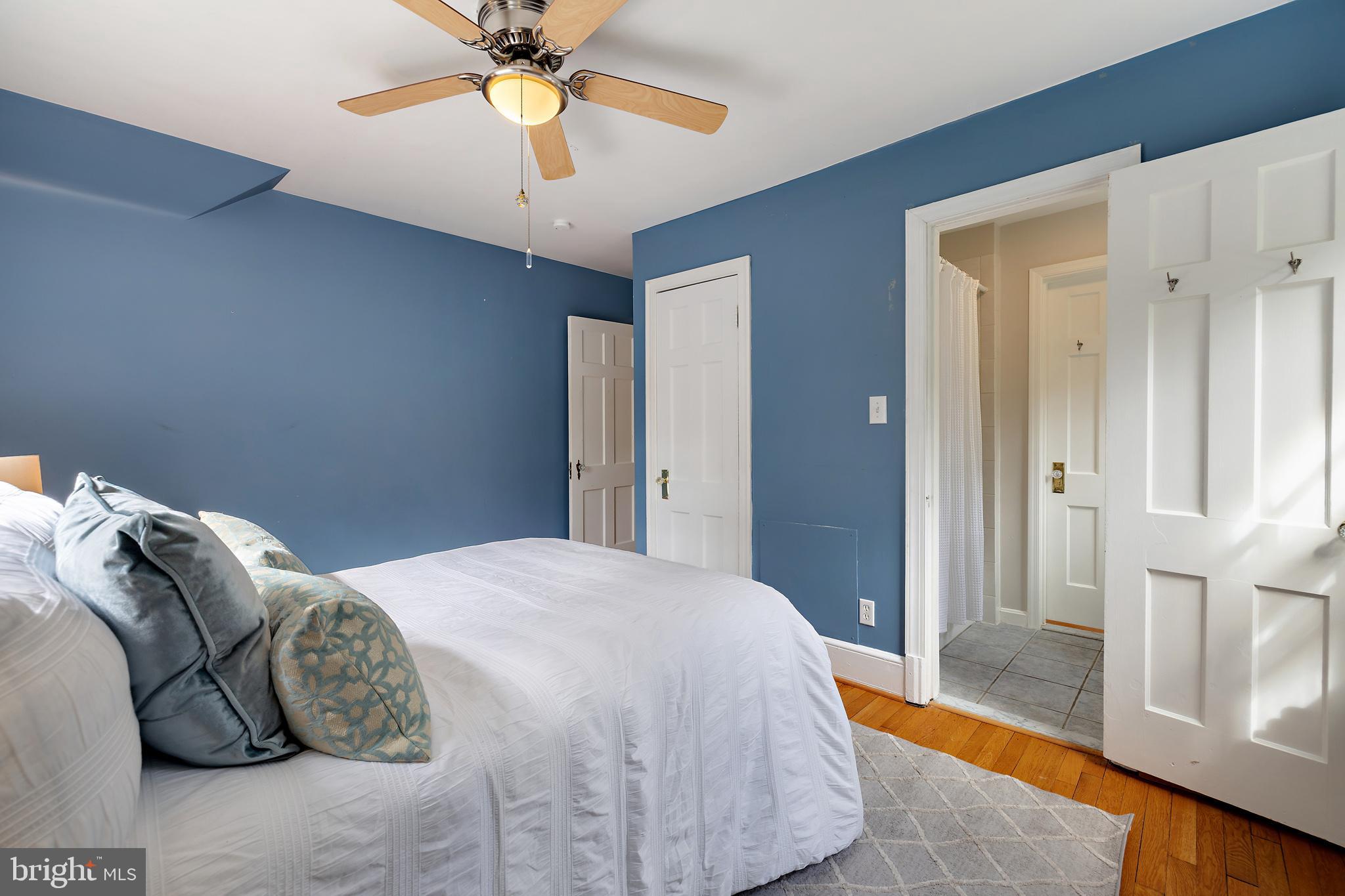 WOODSIDE PARK - Residential