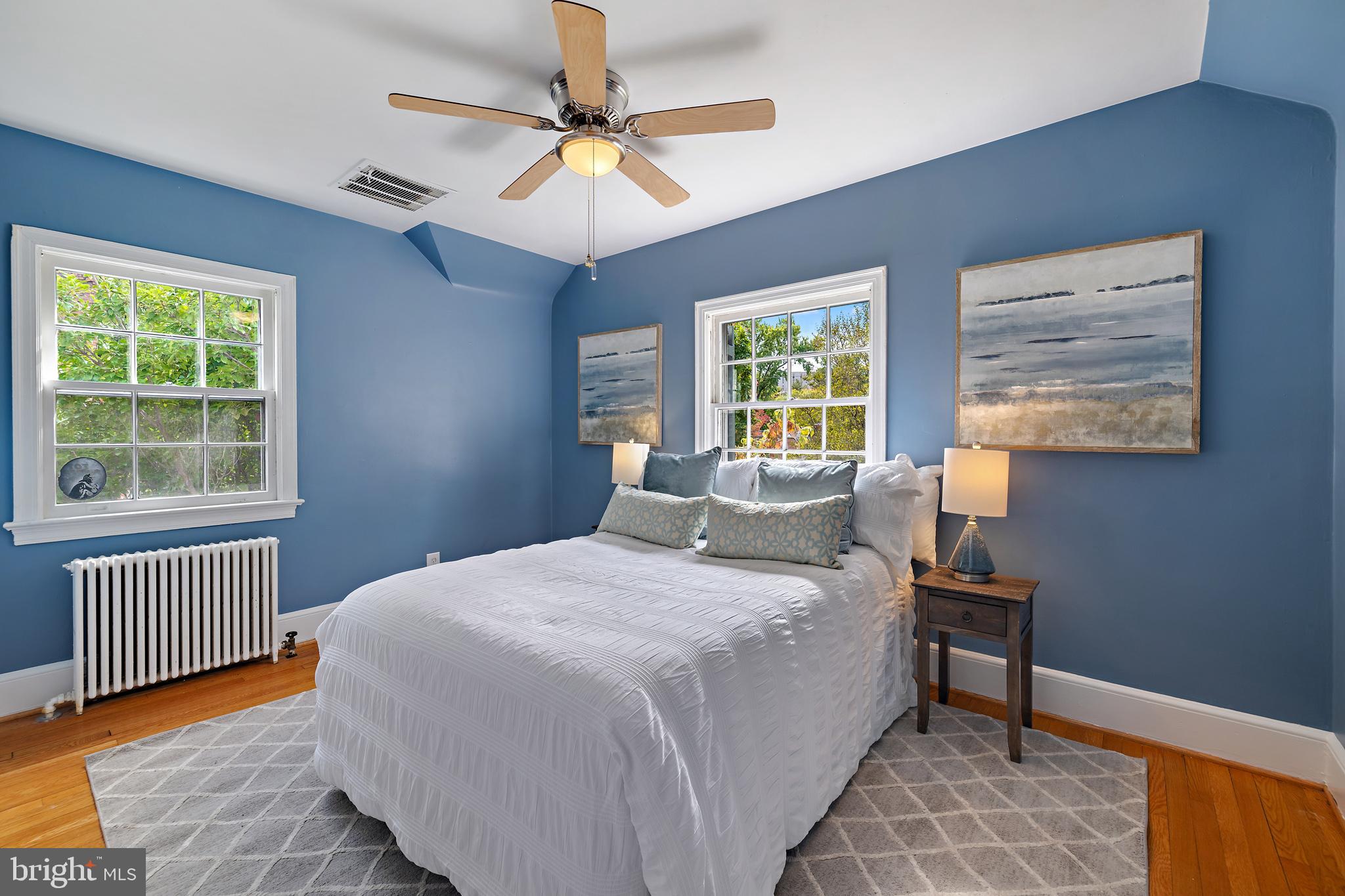 WOODSIDE PARK - Residential