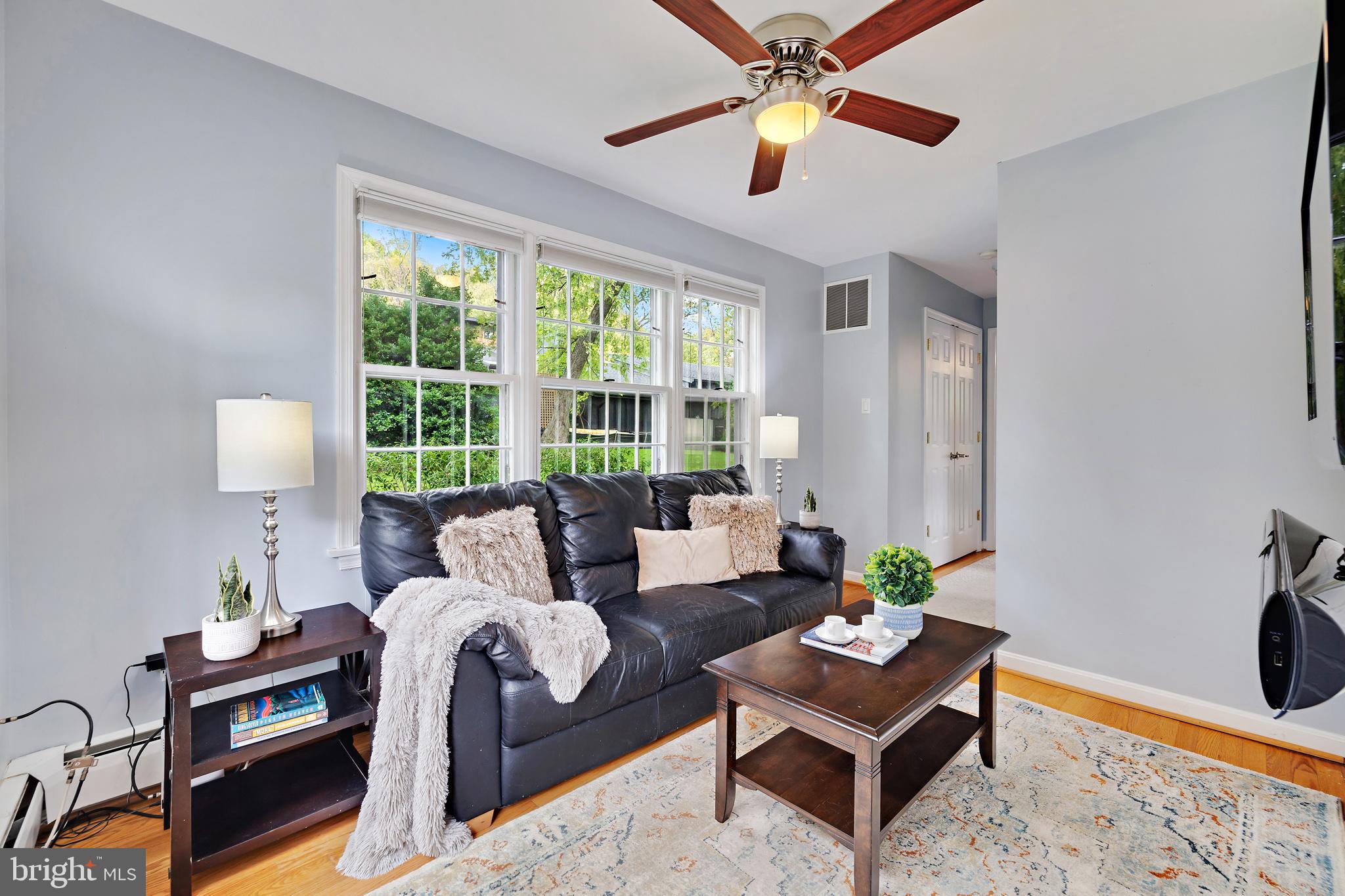 WOODSIDE PARK - Residential