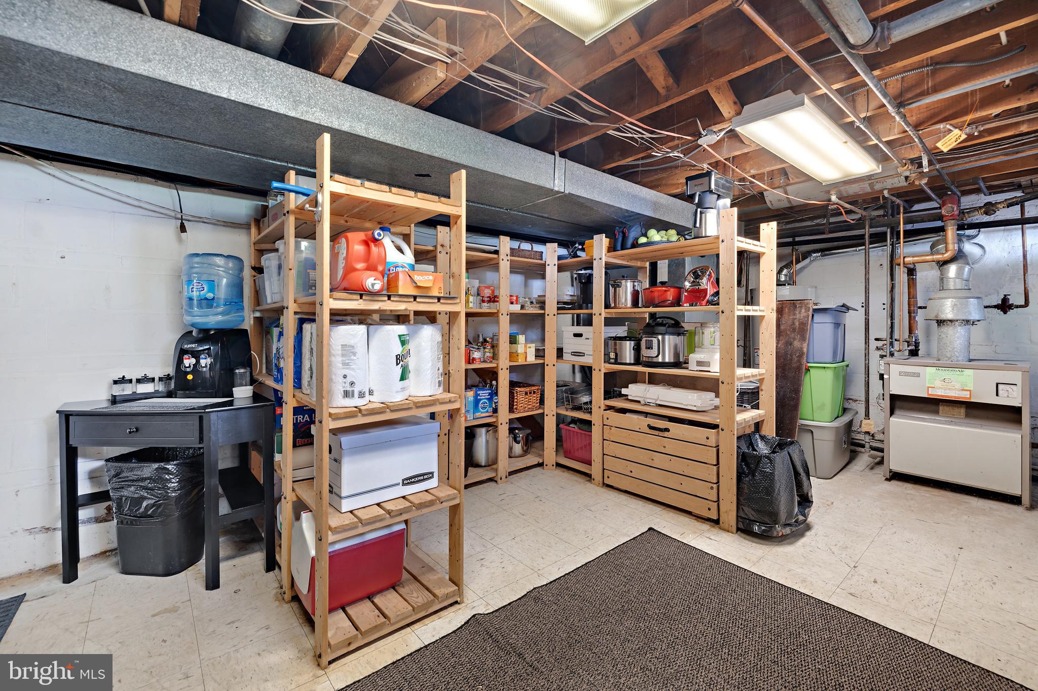 WOODSIDE PARK - Residential