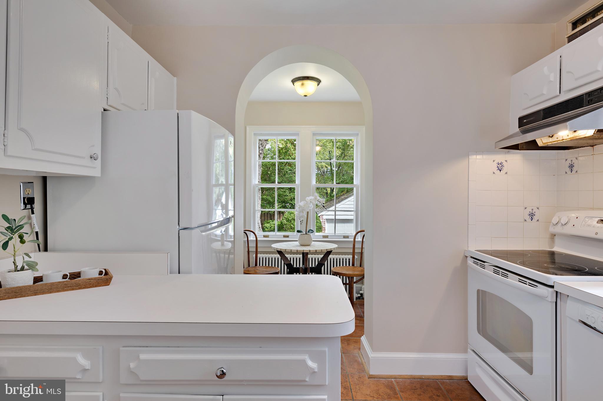 WOODSIDE PARK - Residential