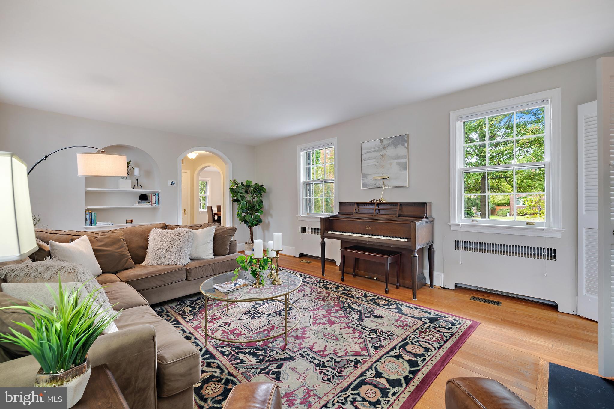 WOODSIDE PARK - Residential