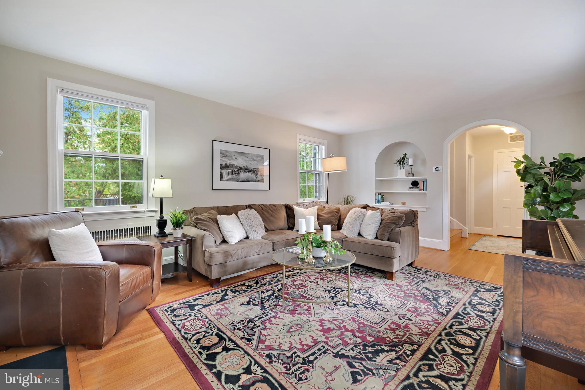 WOODSIDE PARK - Residential