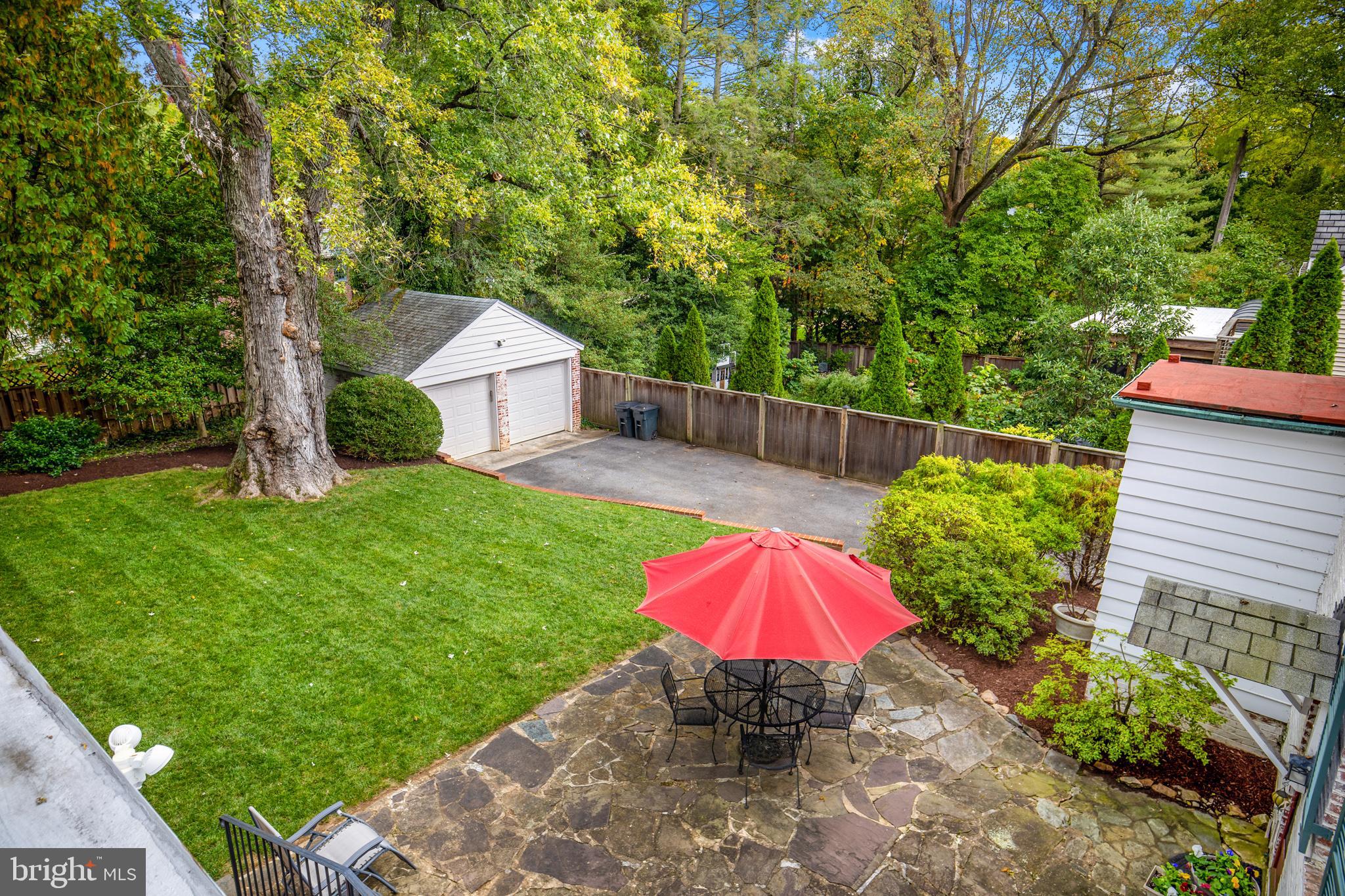 WOODSIDE PARK - Residential