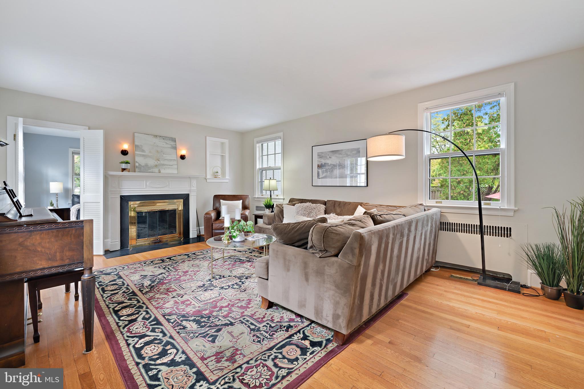 WOODSIDE PARK - Residential