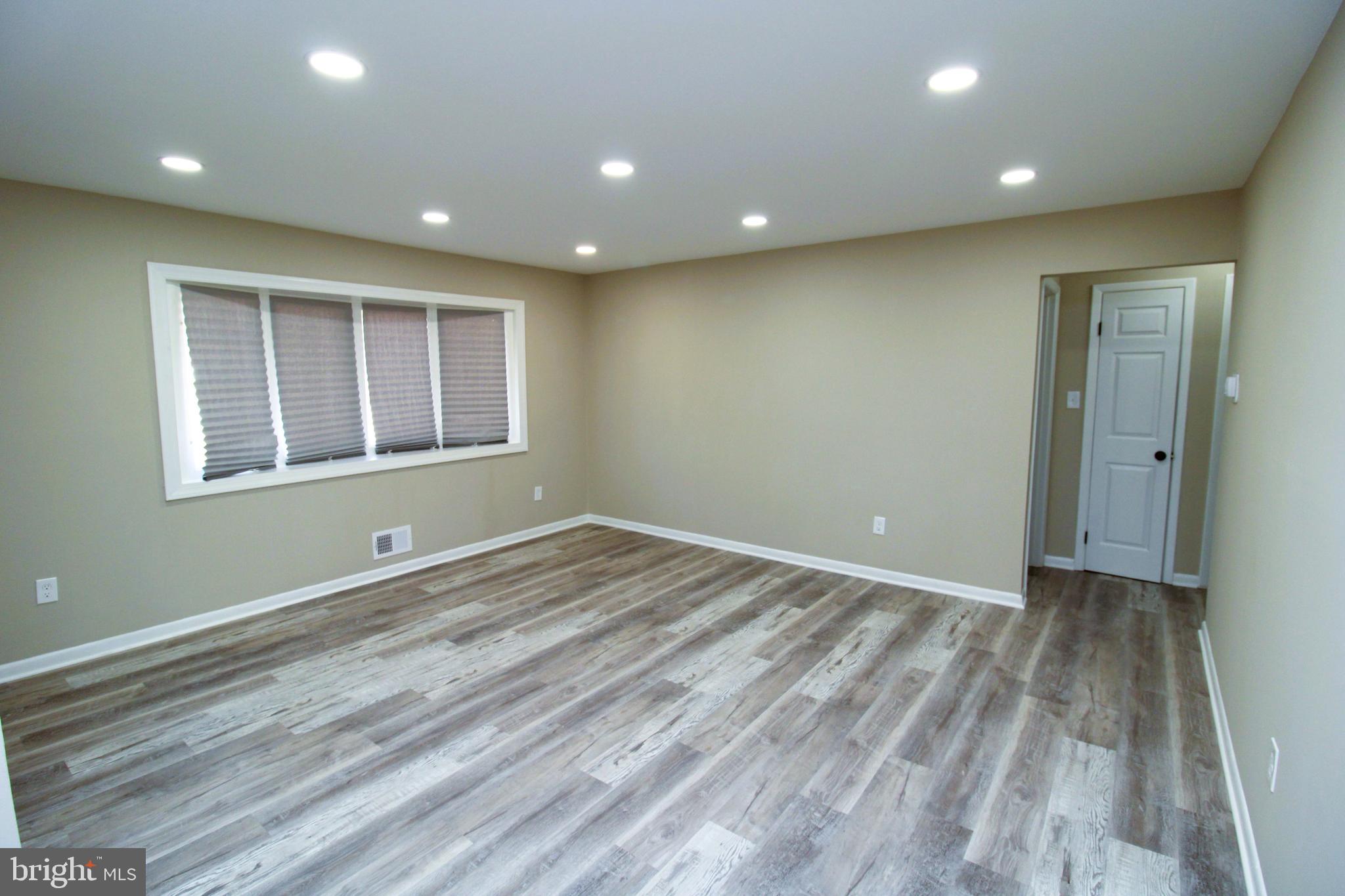 ROGERS HEIGHTS - Residential