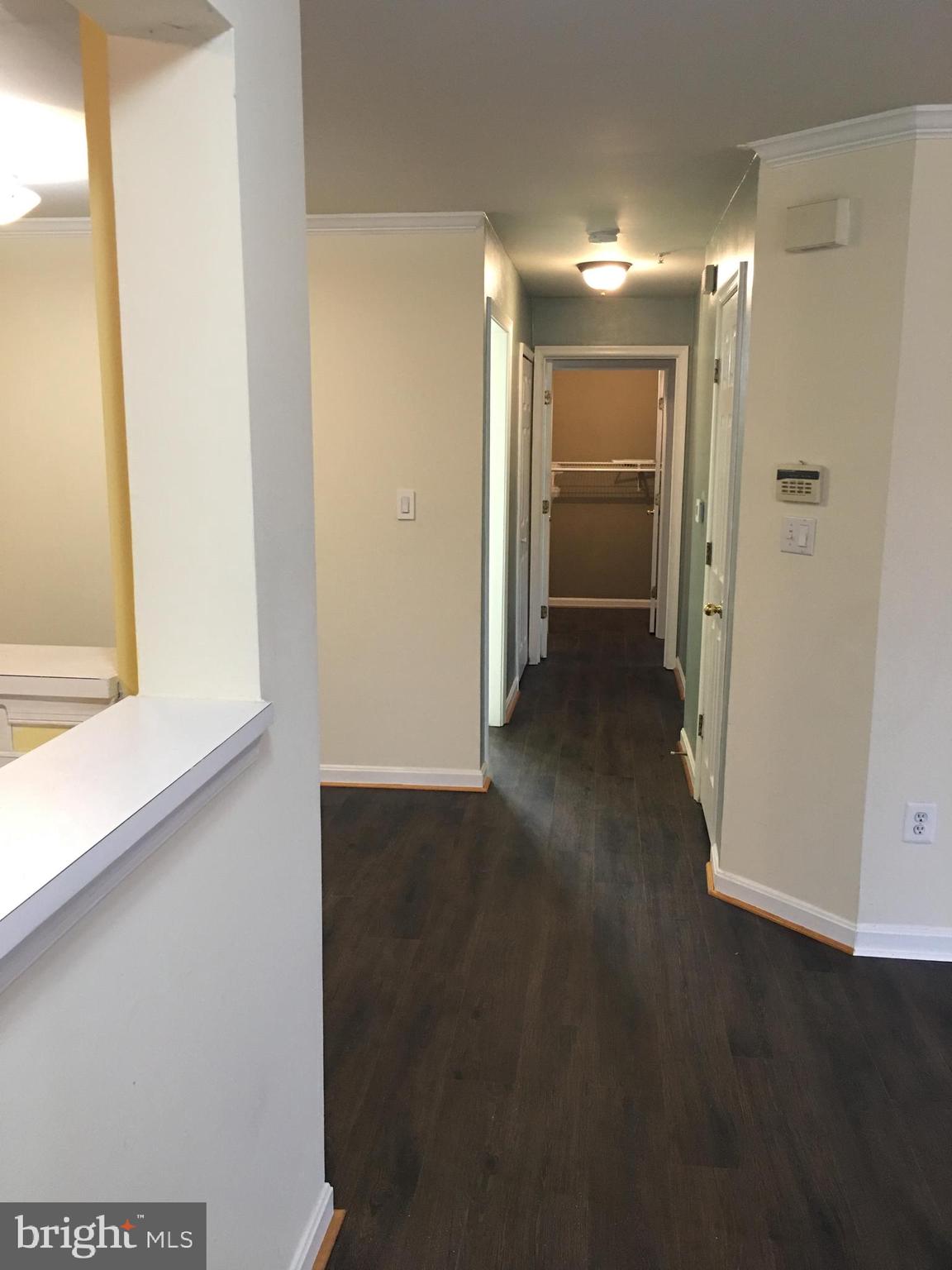 VISTAS AT WASHINGTONIAN WOODS - Residential Lease