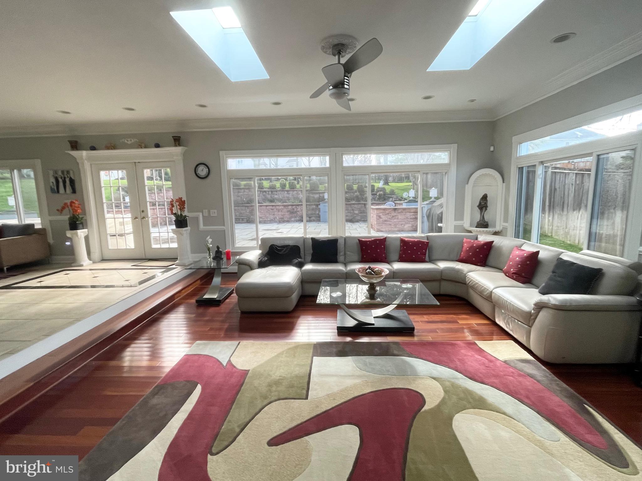 CHANTILLY HIGHLANDS - Residential Lease