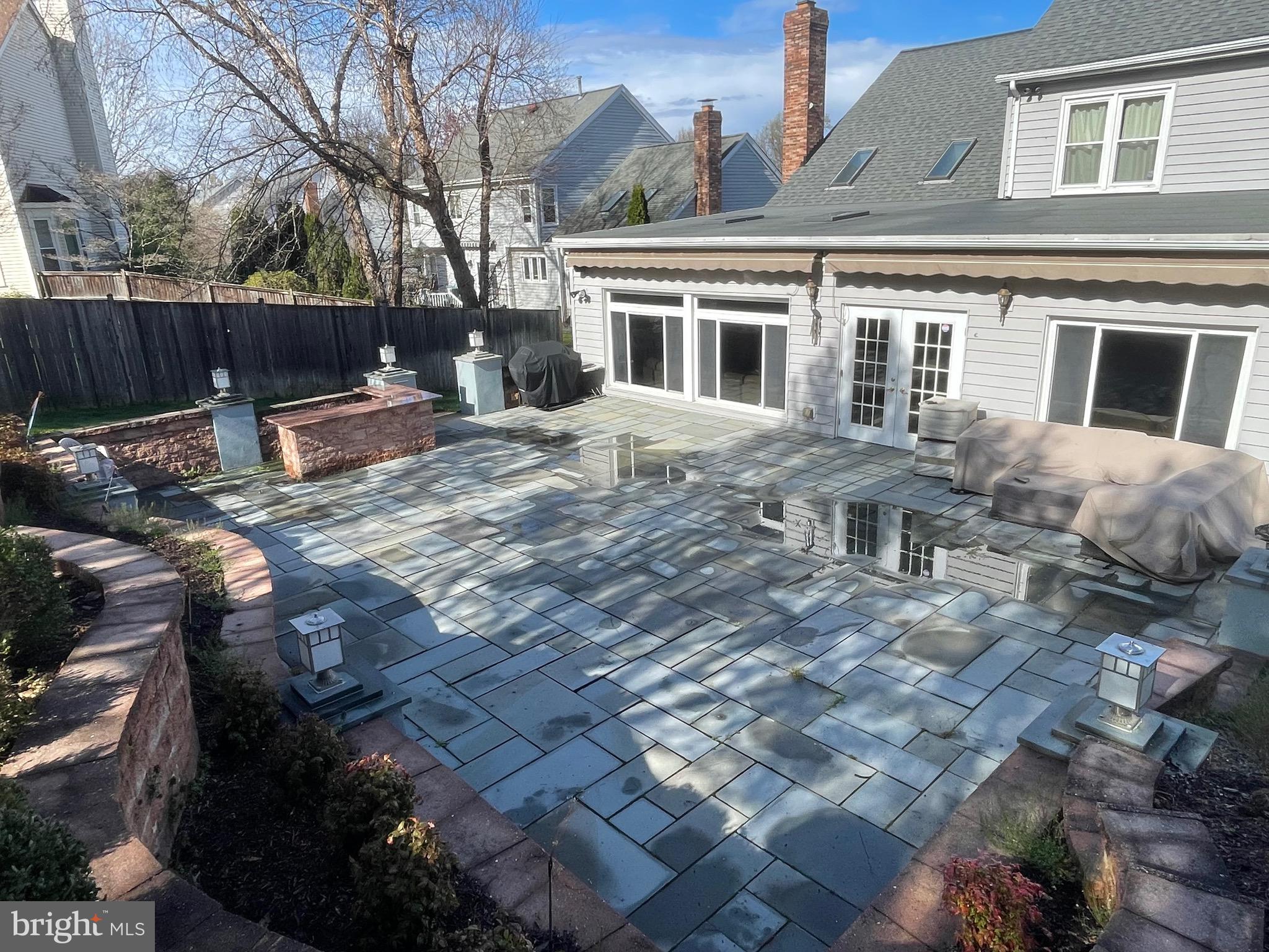 CHANTILLY HIGHLANDS - Residential Lease