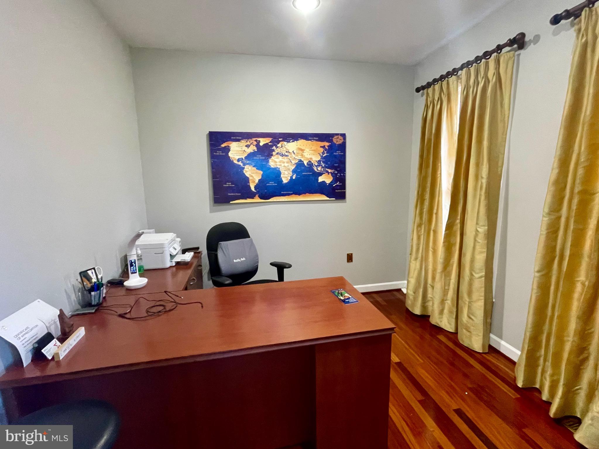 CHANTILLY HIGHLANDS - Residential Lease