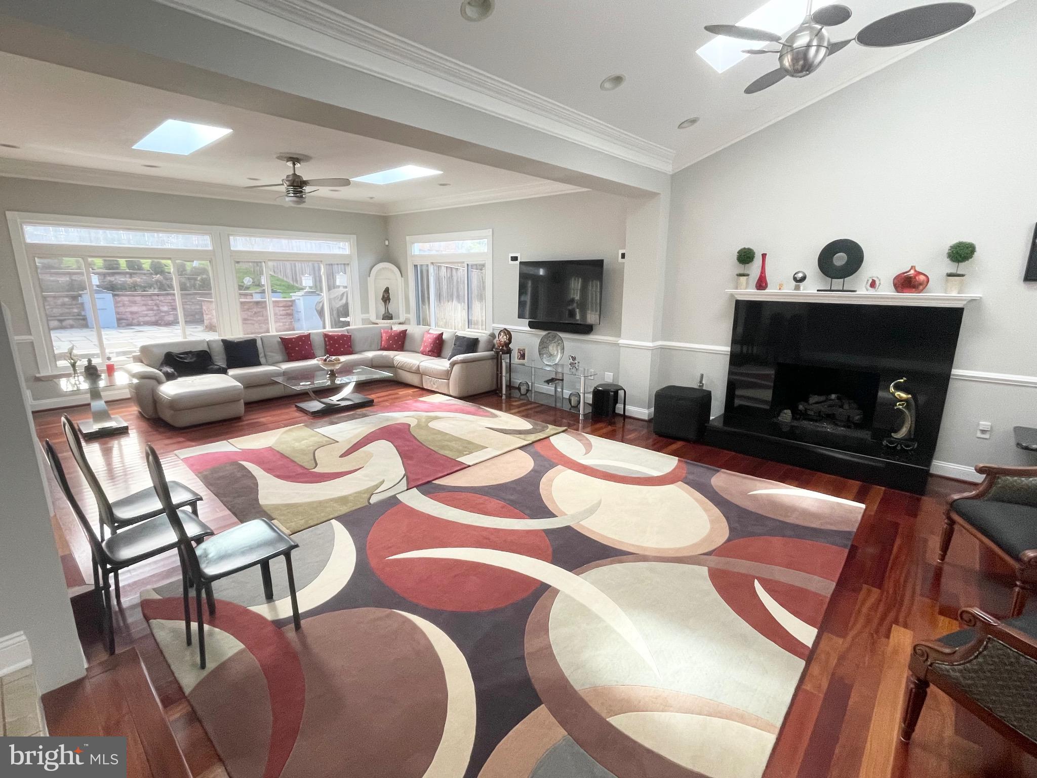 CHANTILLY HIGHLANDS - Residential Lease