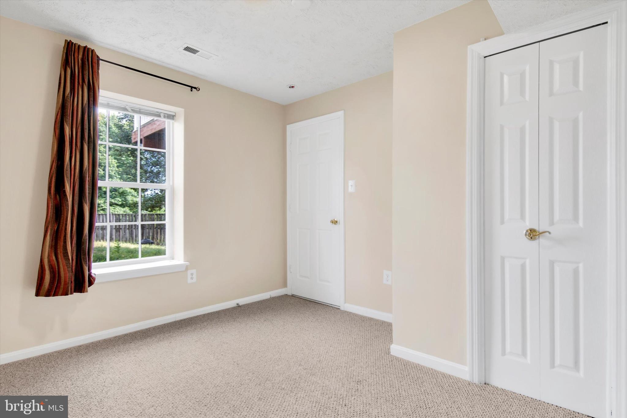 DALE CITY - Residential Lease