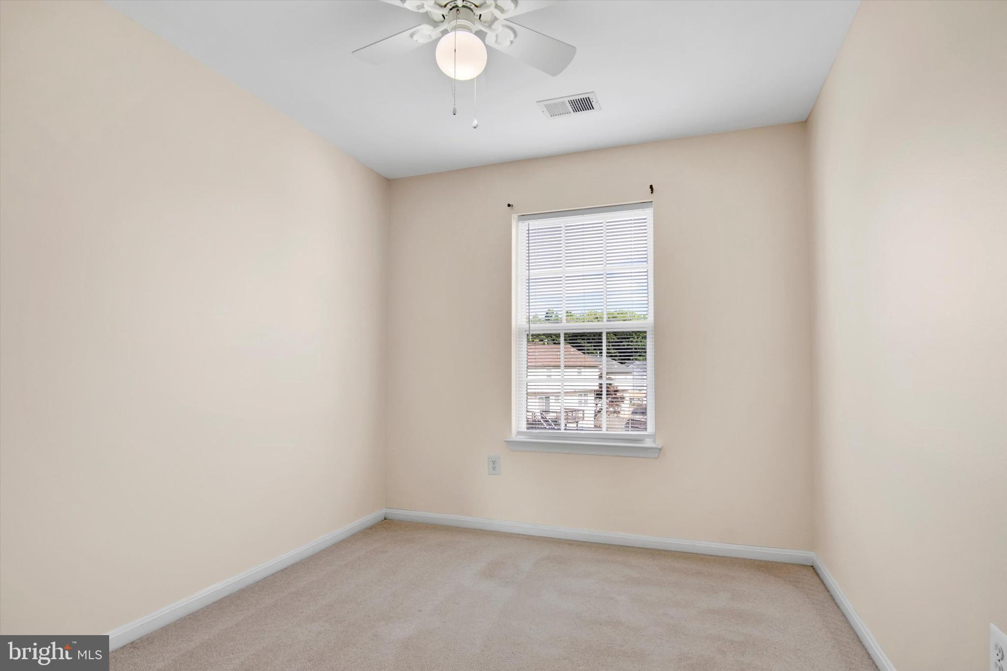 DALE CITY - Residential Lease