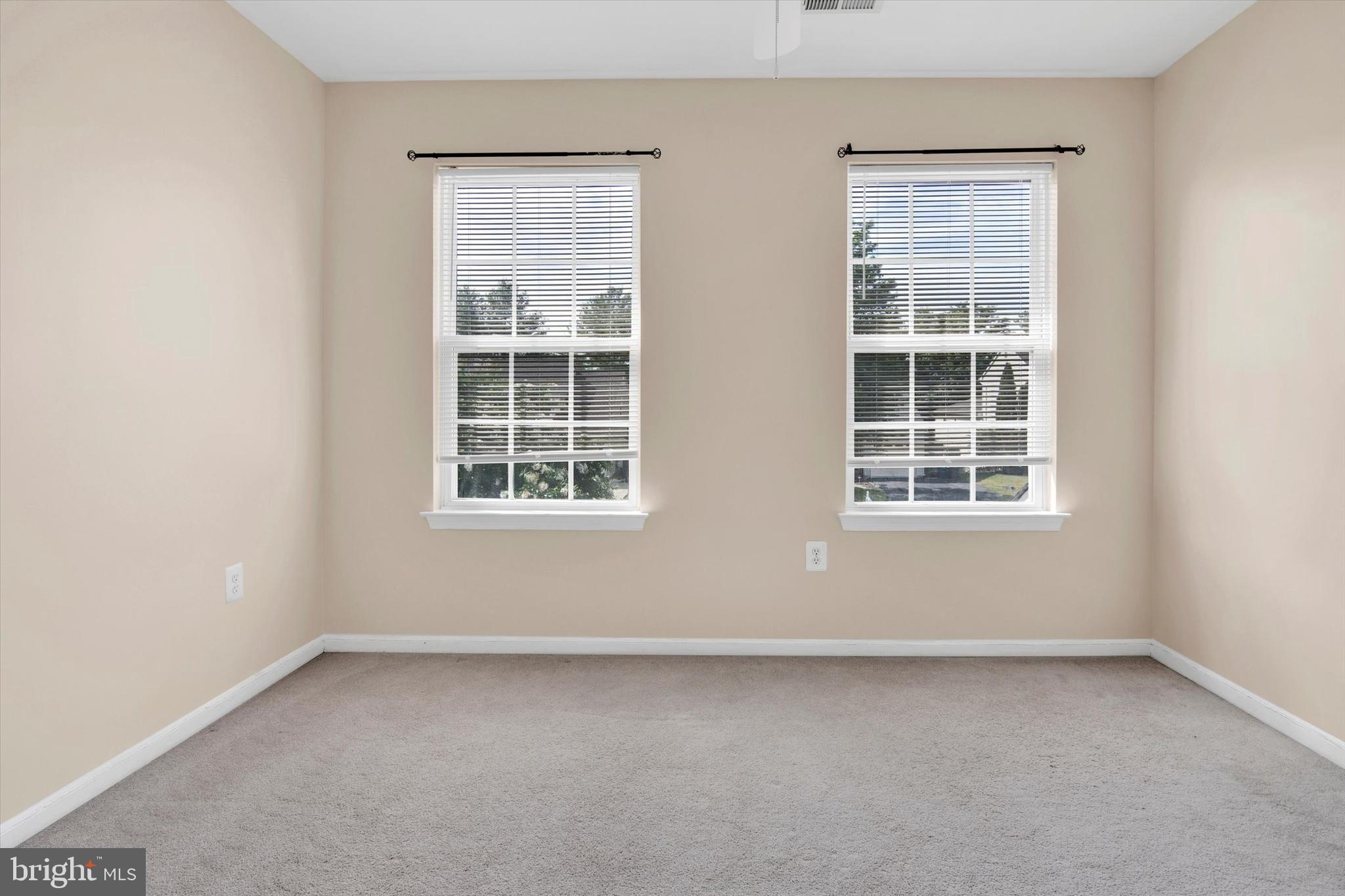 DALE CITY - Residential Lease