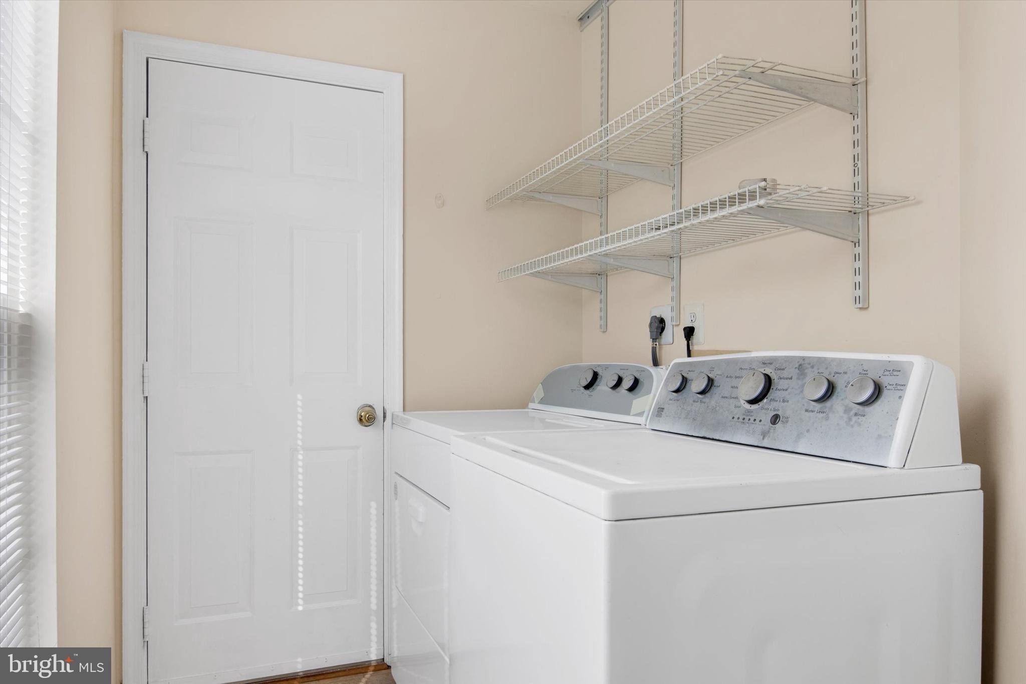 DALE CITY - Residential Lease