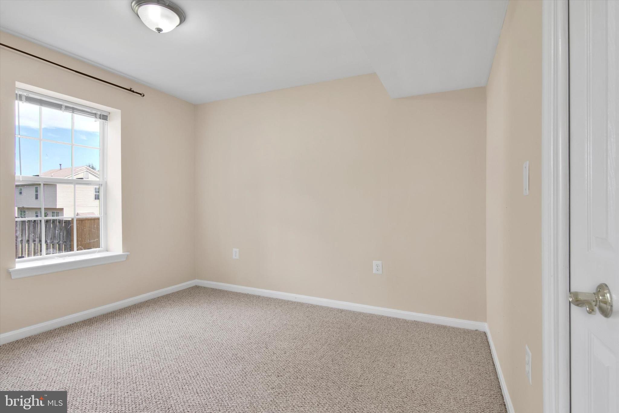 DALE CITY - Residential Lease