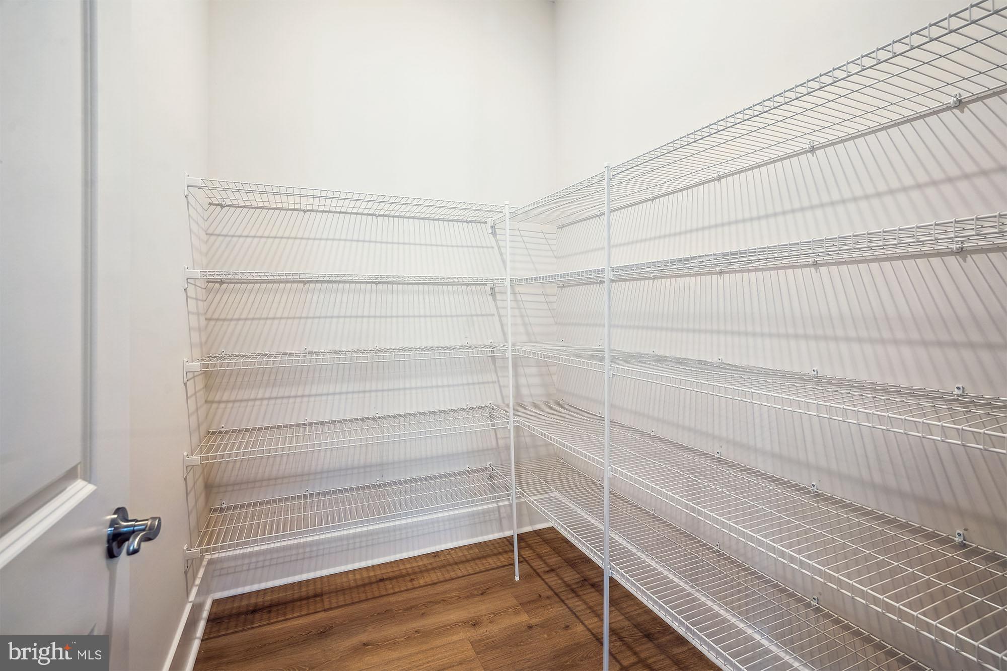 FAIRVIEW MANOR - Residential