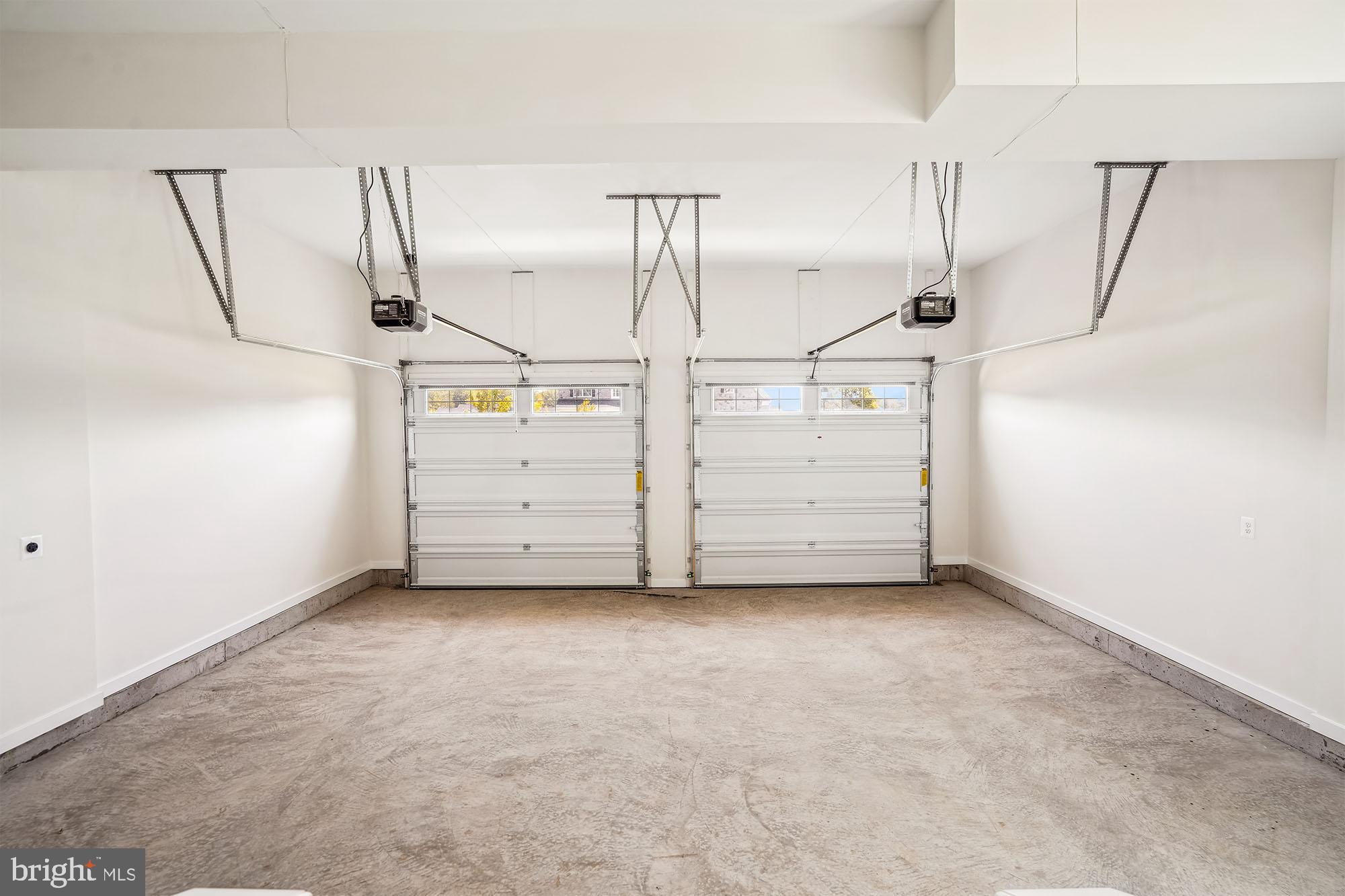 FAIRVIEW MANOR - Residential