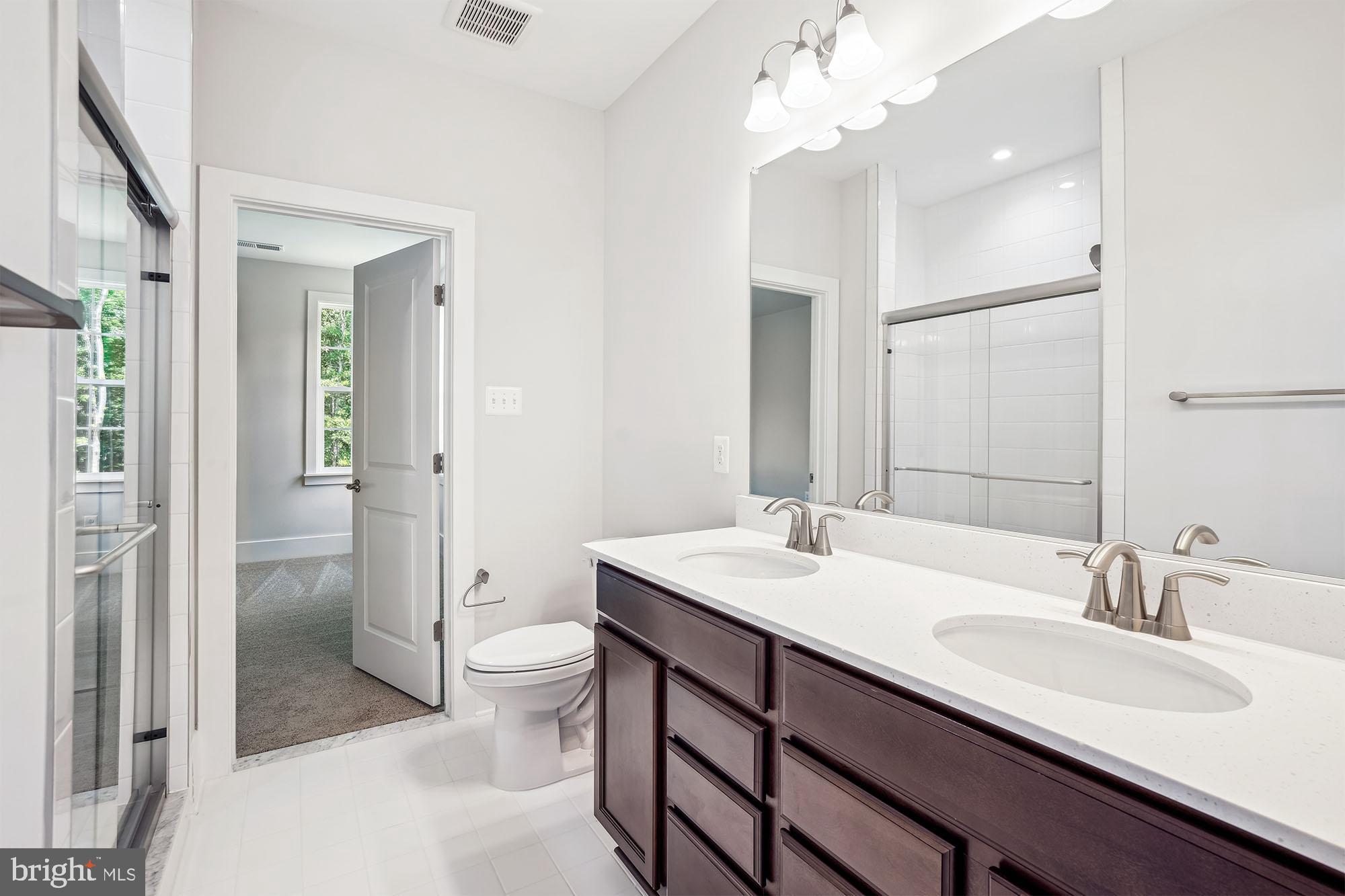 FAIRVIEW MANOR - Residential