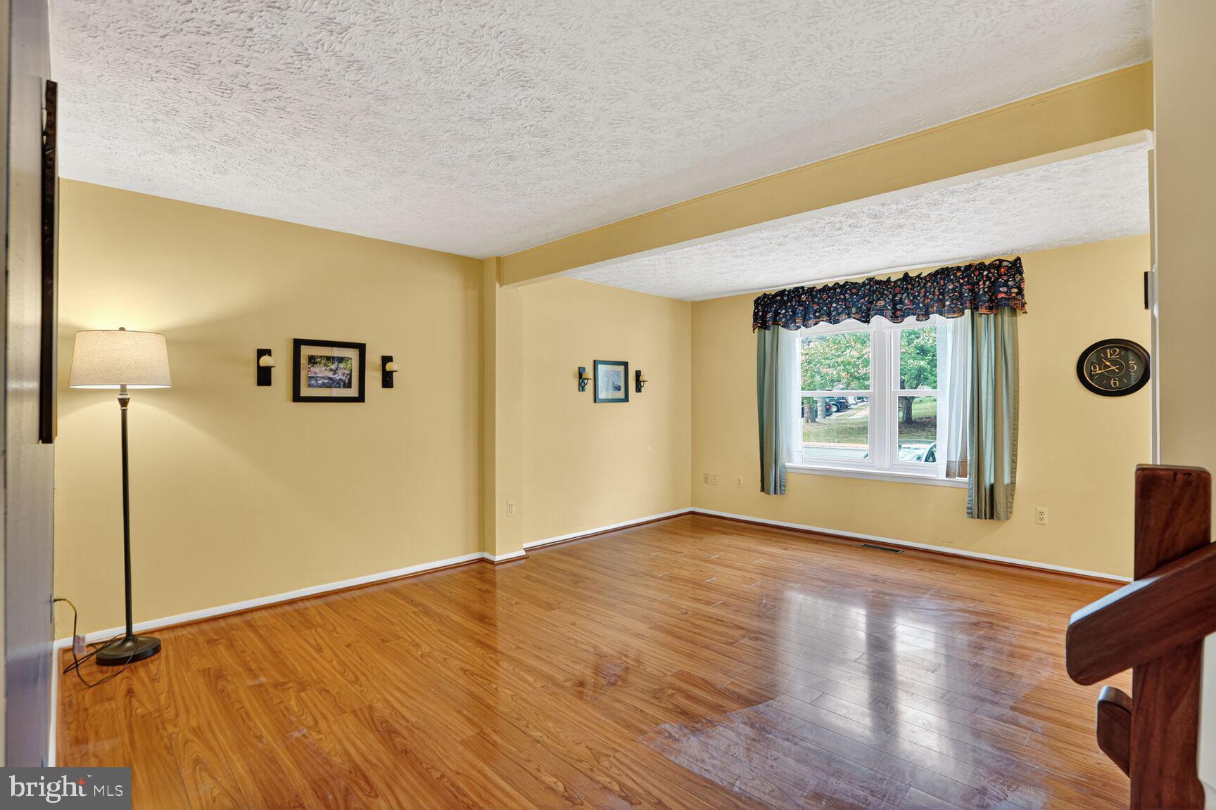 3642 WOODHAVEN COURT